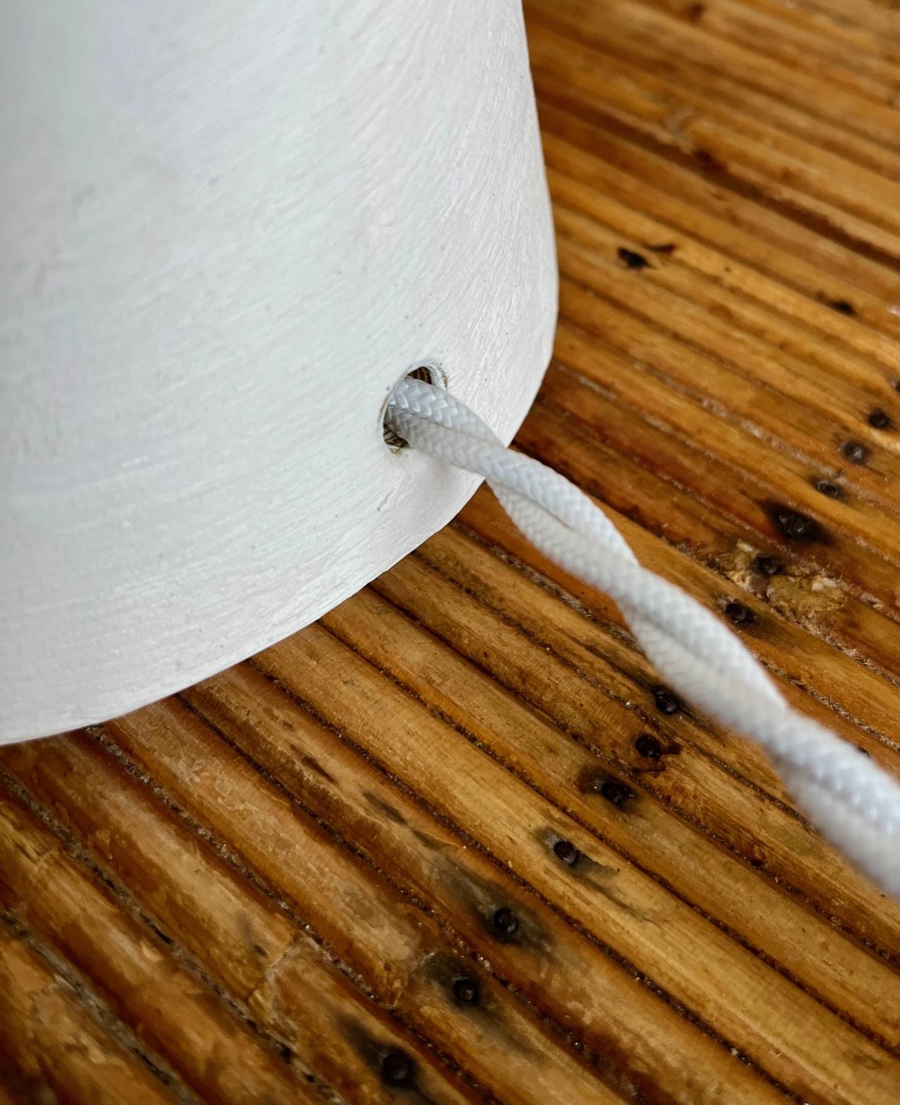 Paire de lampes de table en plâtre stuqué en vente 4