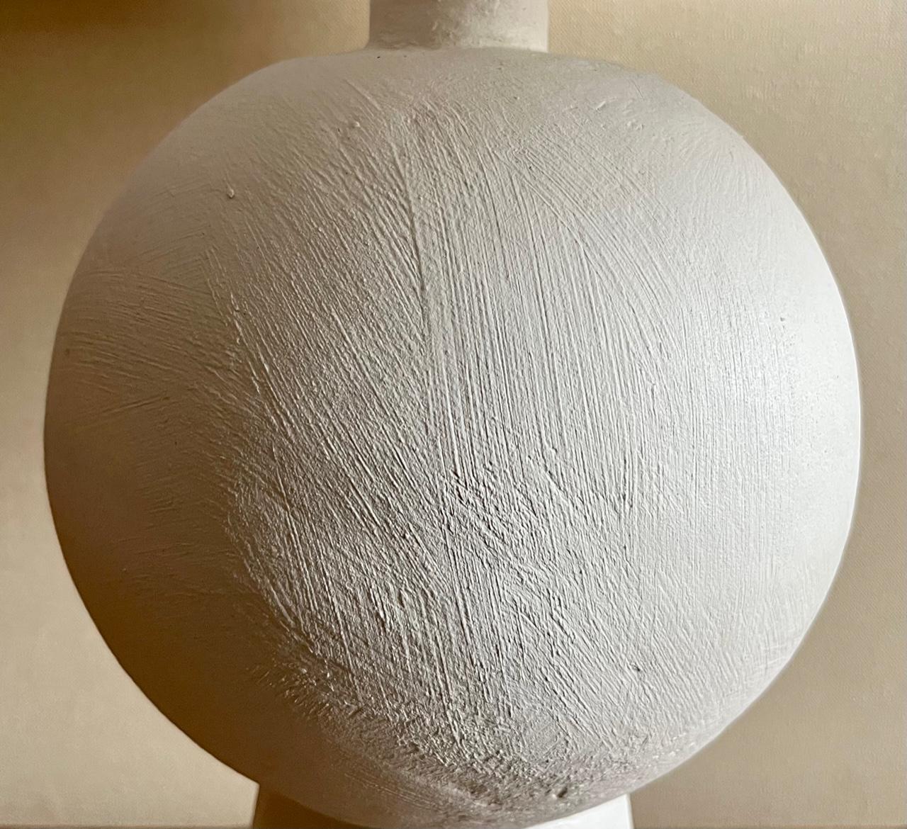 Fabric Pair of Stuccoed Plaster Table Lamps For Sale