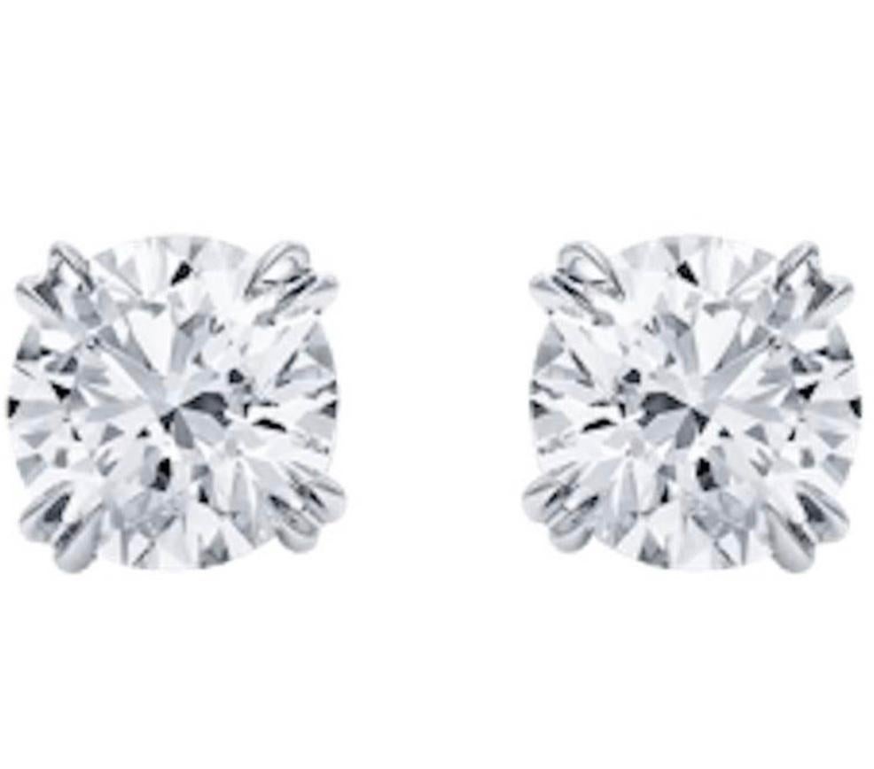 Contemporain Paire de clous d'oreilles en diamants ronds de 1,40 et 1,40 carat D sans défaut interne en vente