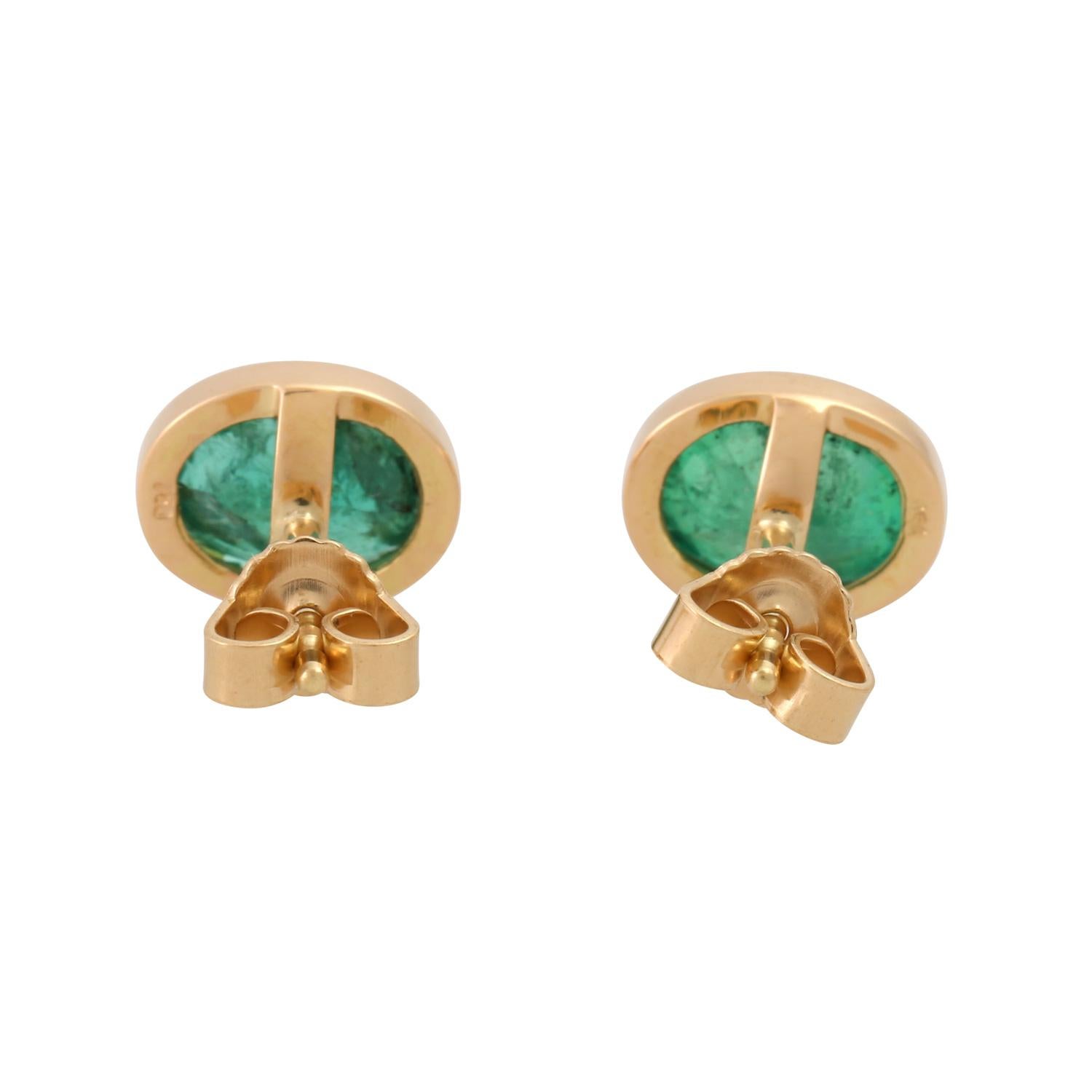 Oval Cut Pair of Stud Earrings with 2 Emeralds For Sale