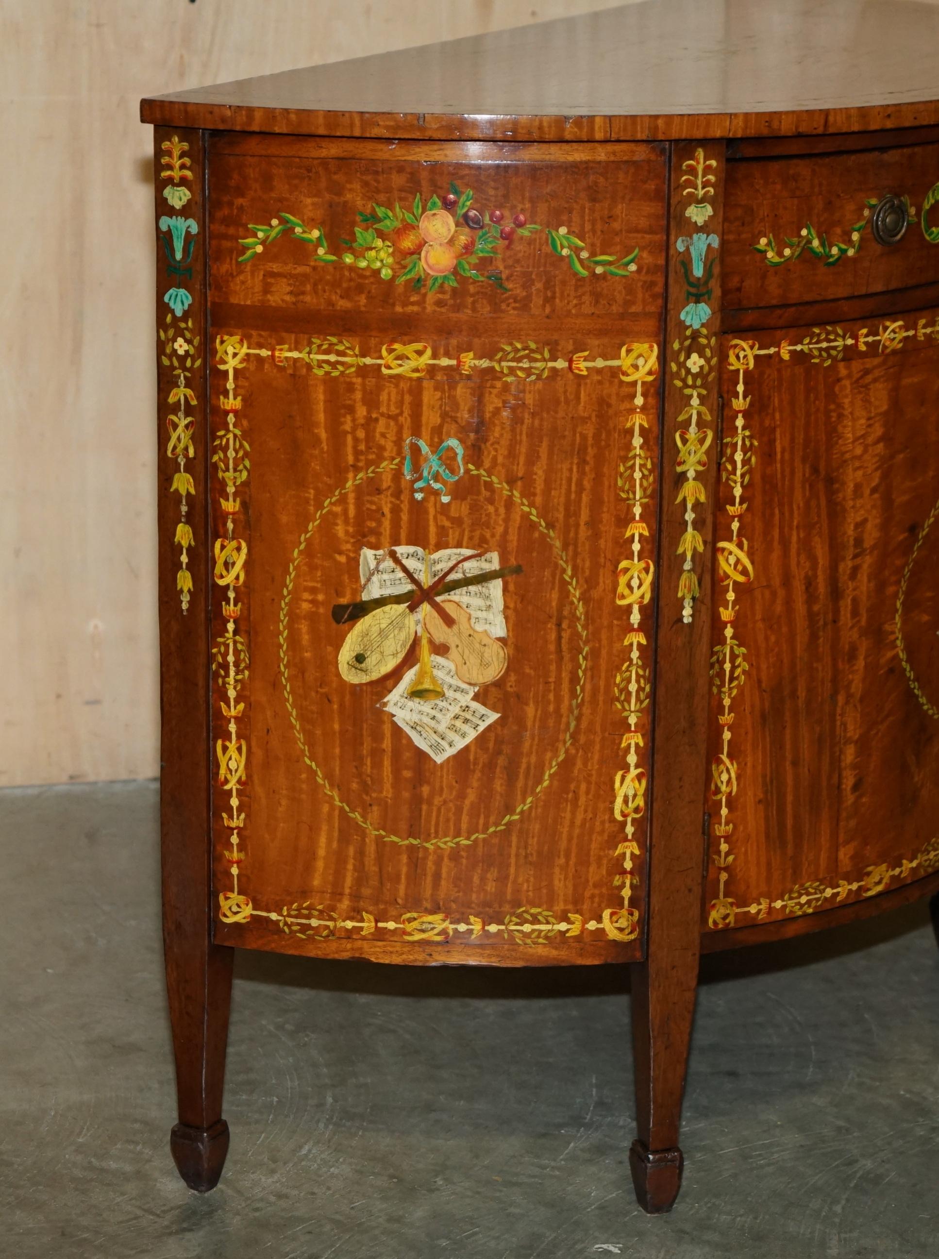 PAIR OF STUNNiNG ANTIQUE ADAMS SHERATON PAINTED DEMI LUNE SIDEBOARD CUPBOARDS For Sale 1