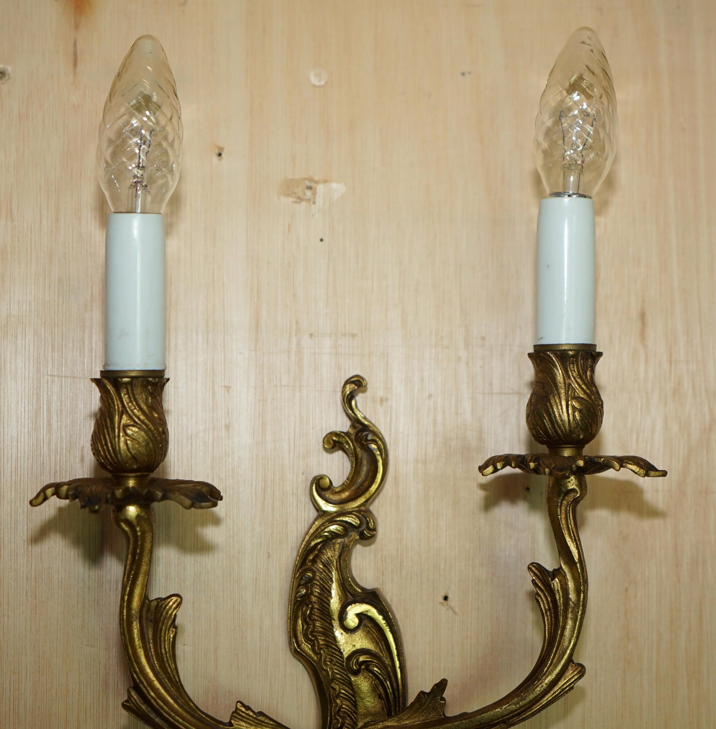 Rococo PAIR OF STUNNING ANTIQUE FRENCH 1920's GILT BRONZED CANDLE SCONCE WALL LIGHTS For Sale
