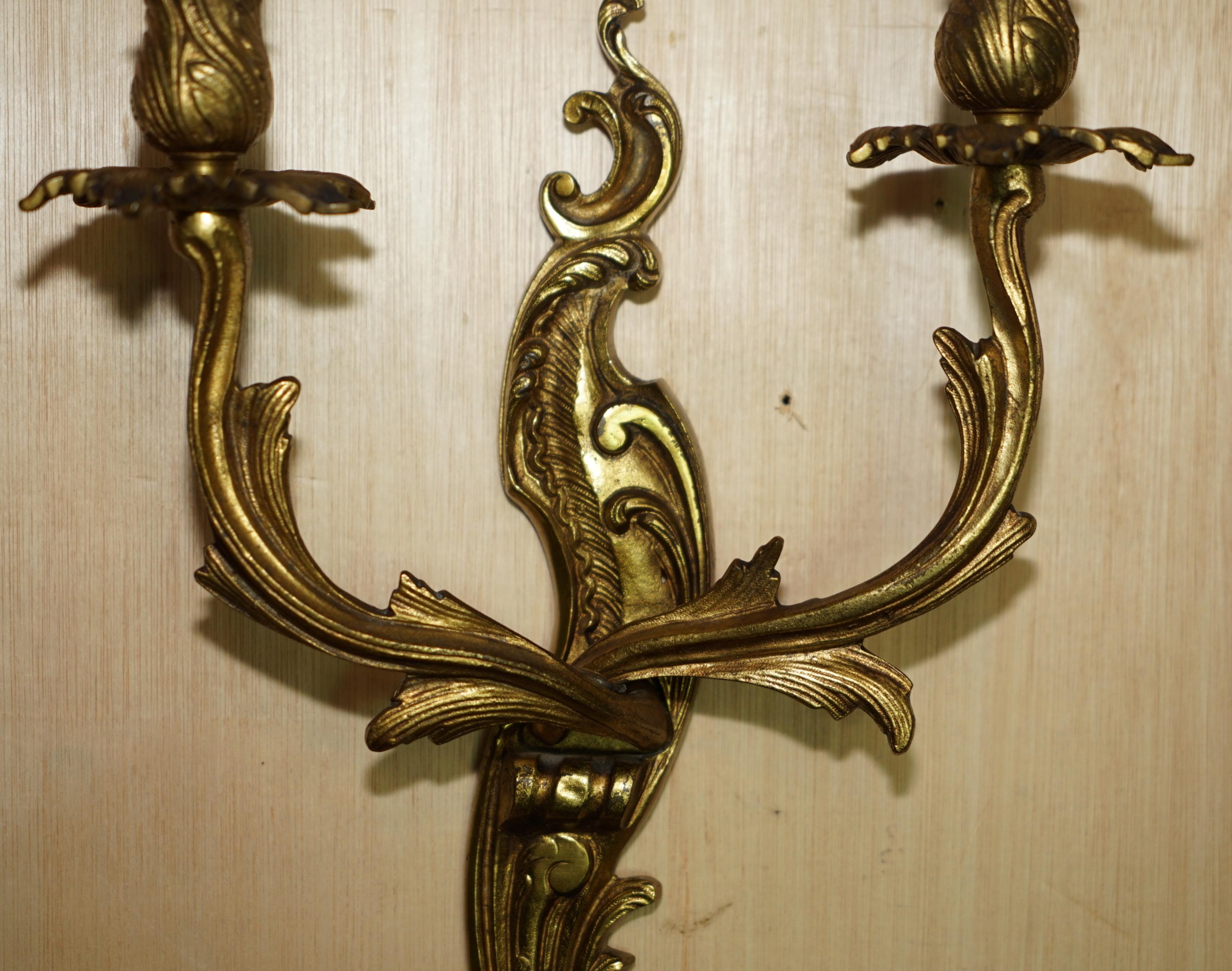 Early 20th Century PAIR OF STUNNING ANTIQUE FRENCH 1920's GILT BRONZED CANDLE SCONCE WALL LIGHTS For Sale