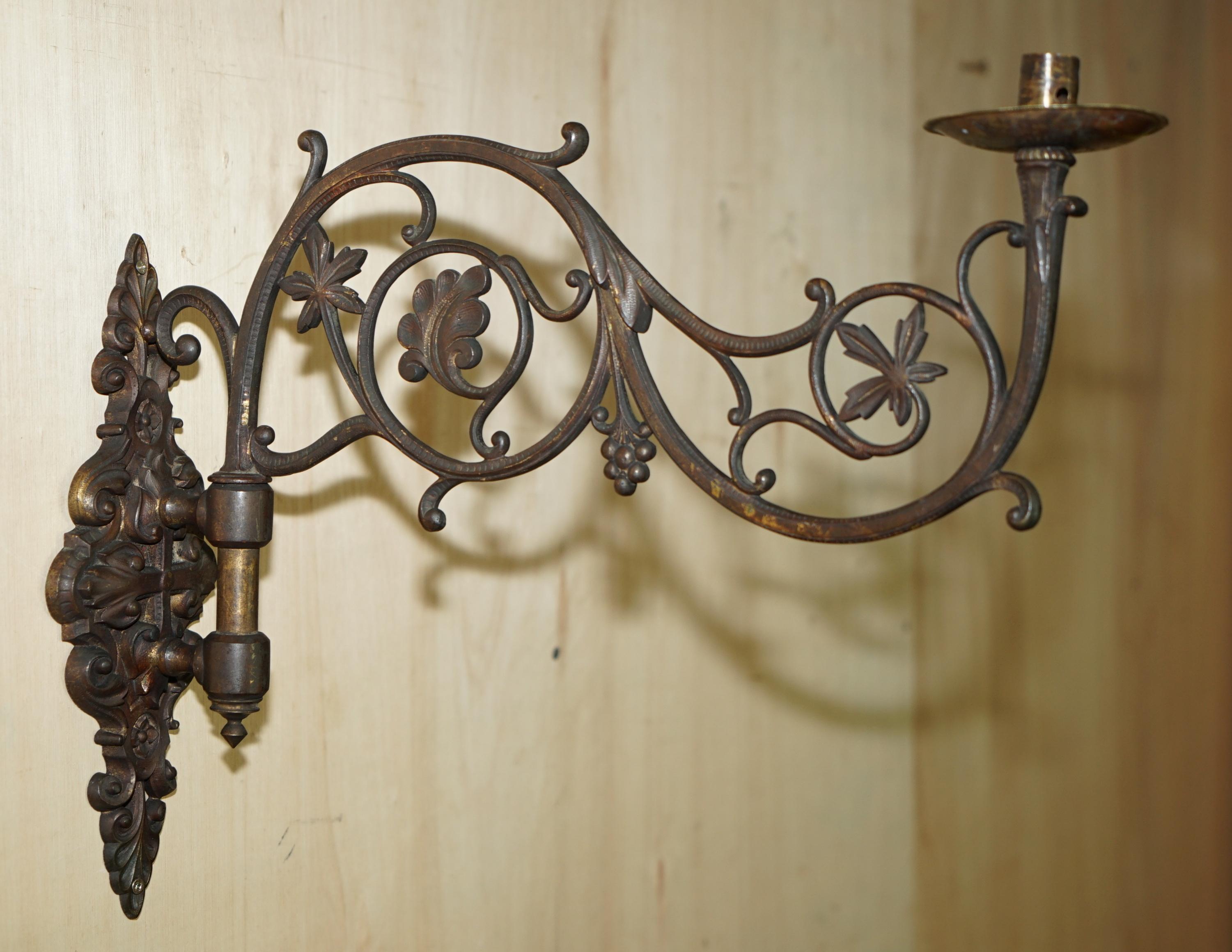 PAIR OF STUNNING ANTIQUE GILT BRONZE VERY LARGE CANDLE SCONCE WALL LIGHT HOLDERs For Sale 7