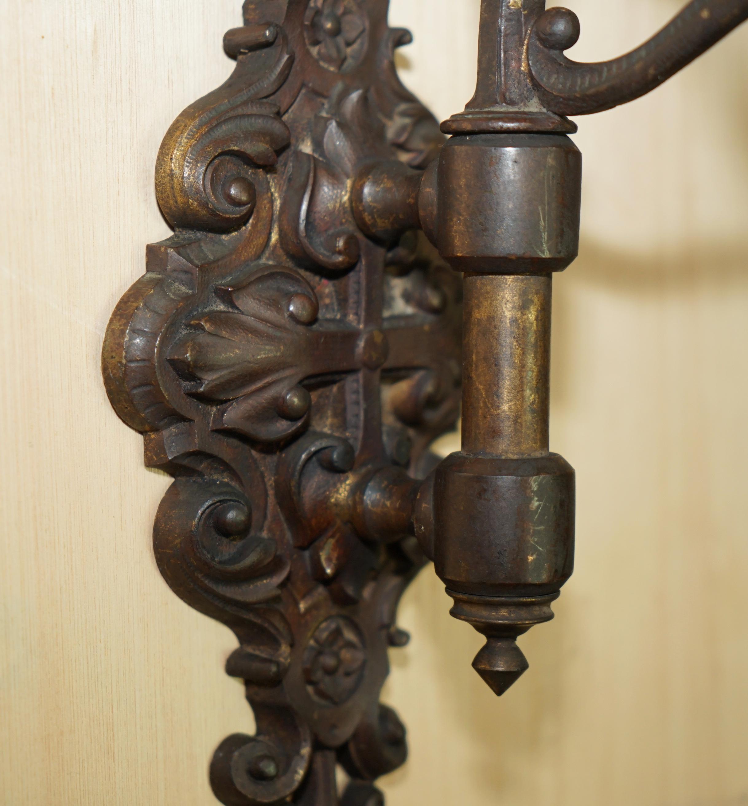 PAIR OF STUNNING ANTIQUE GILT BRONZE VERY LARGE CANDLE SCONCE WALL LIGHT HOLDERs For Sale 9