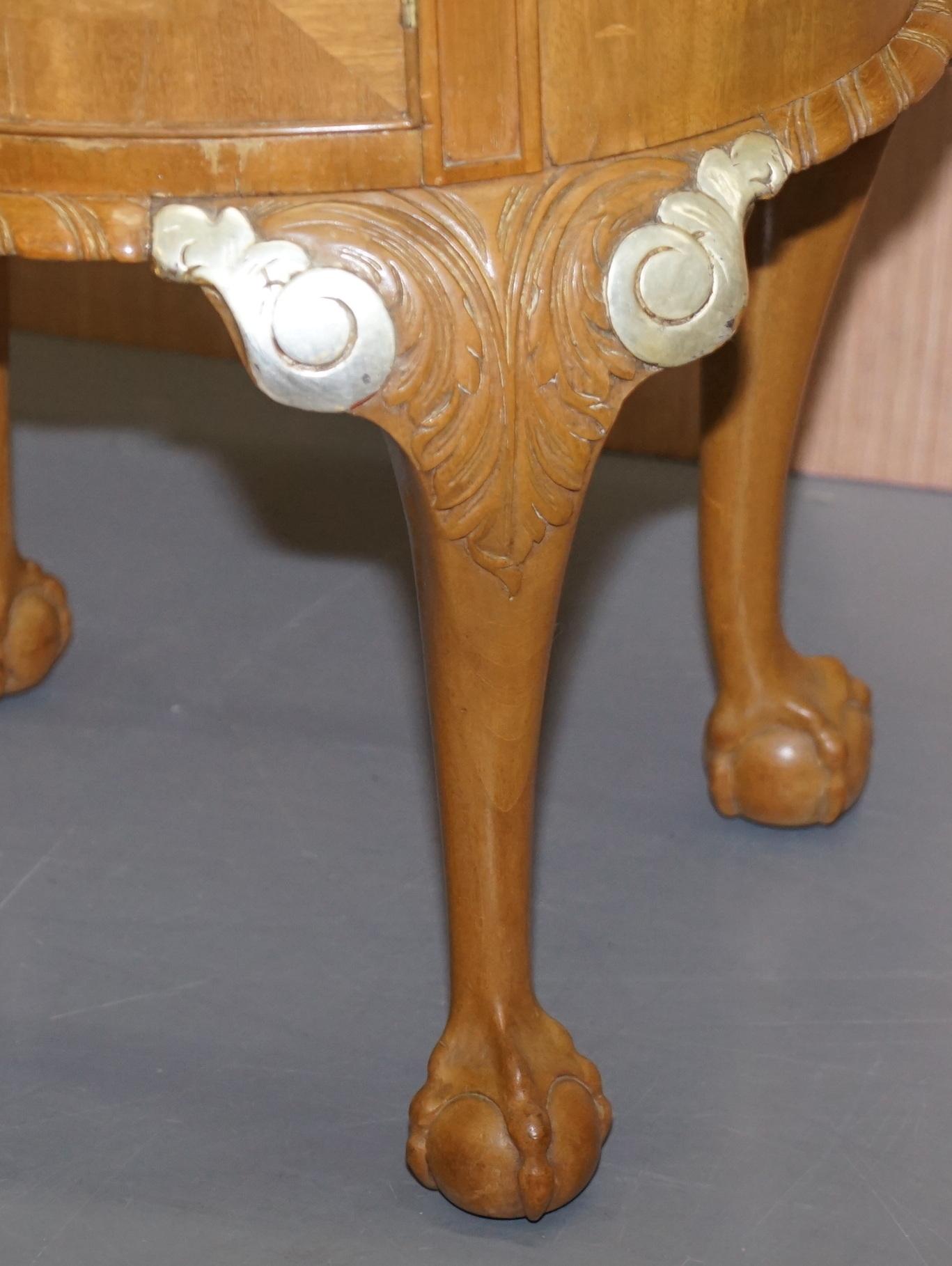 Pair of Stunning Gillows Bedside Tables Ornate Claw and Ball Feet Part of Suite 6