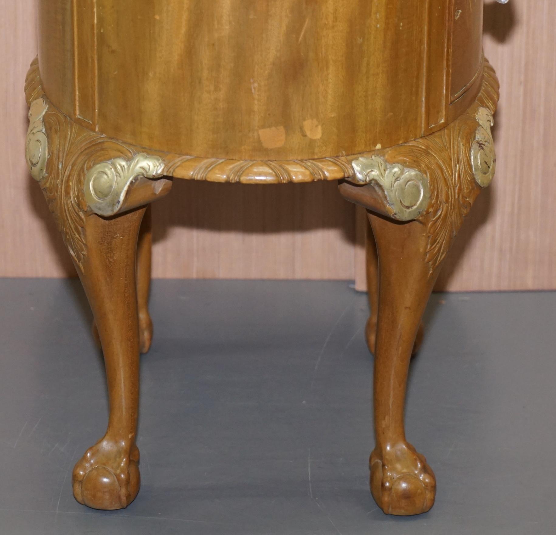 Pair of Stunning Gillows Bedside Tables Ornate Claw and Ball Feet Part of Suite 10