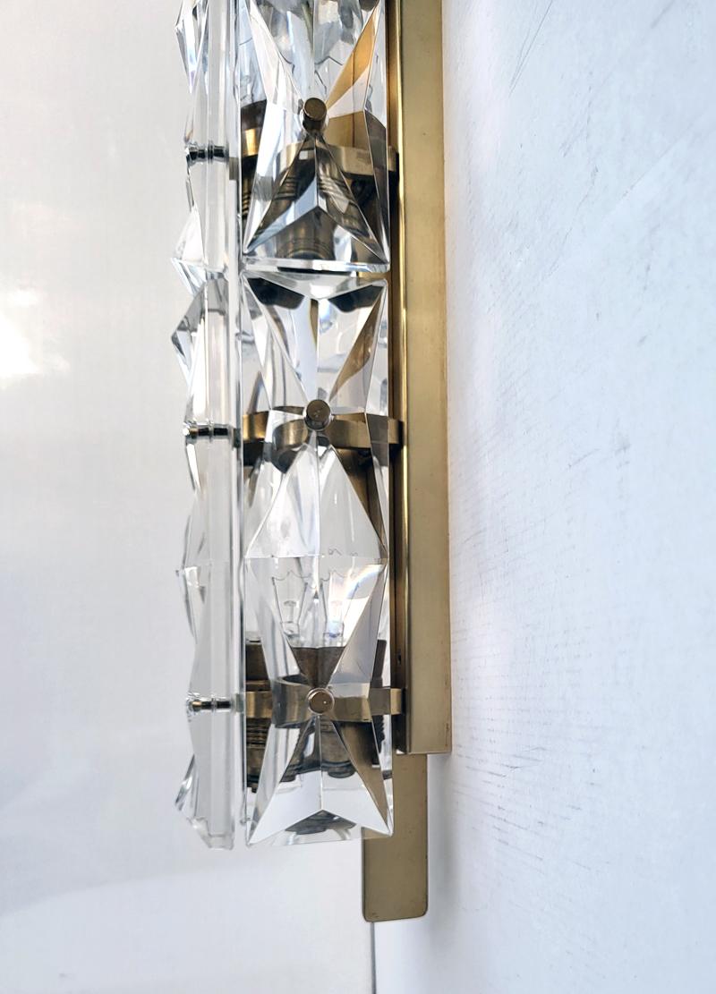 Pair of Stunning Huge German Vintage Glass and Brass Wall Lights Sconces, 1960s In Good Condition For Sale In Berlin, DE