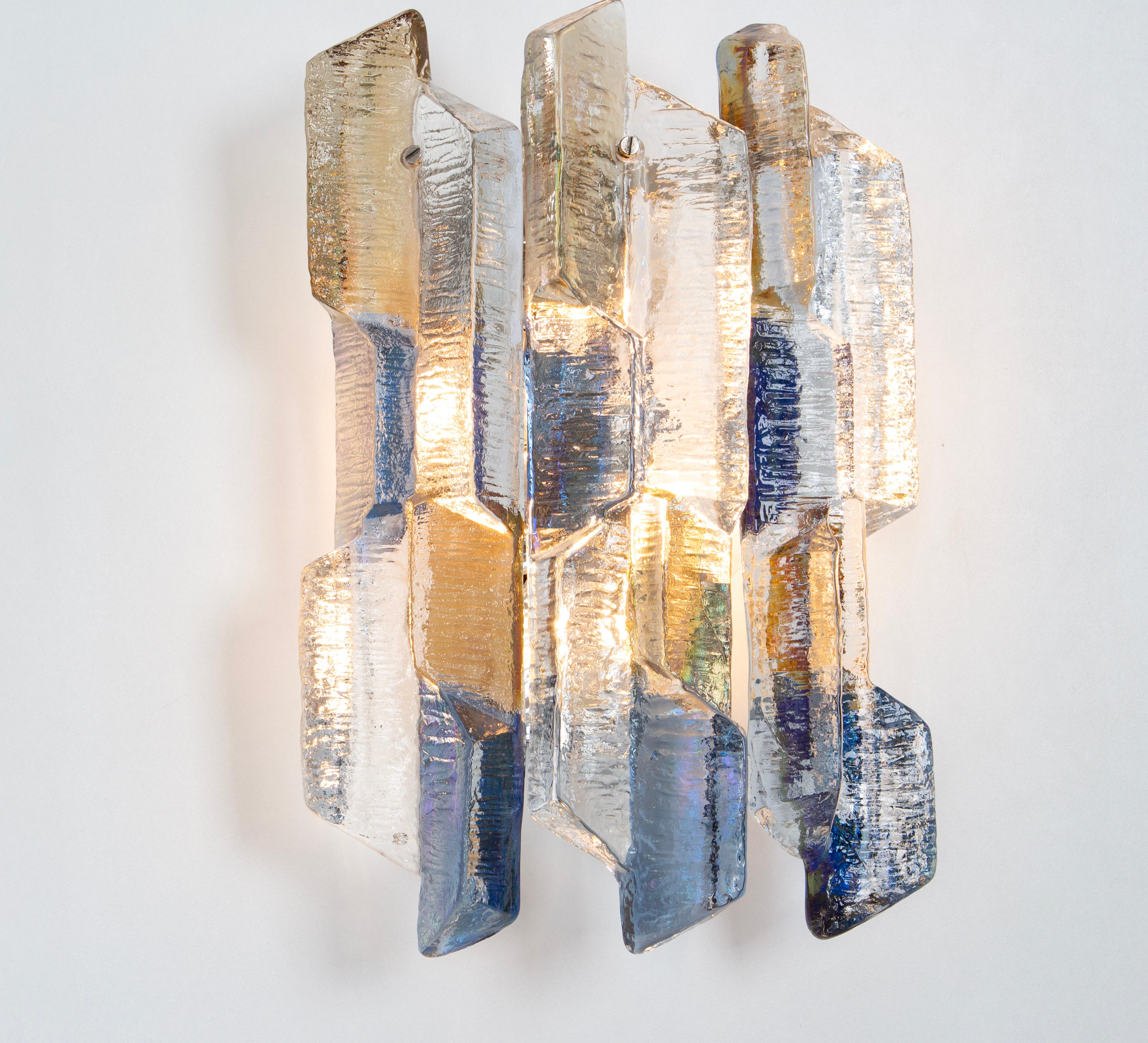 Vetro di Murano Coppia di splendide grandi lampade a parete a forma di sconsiderata Kalmar, Austria, anni '60 in vendita