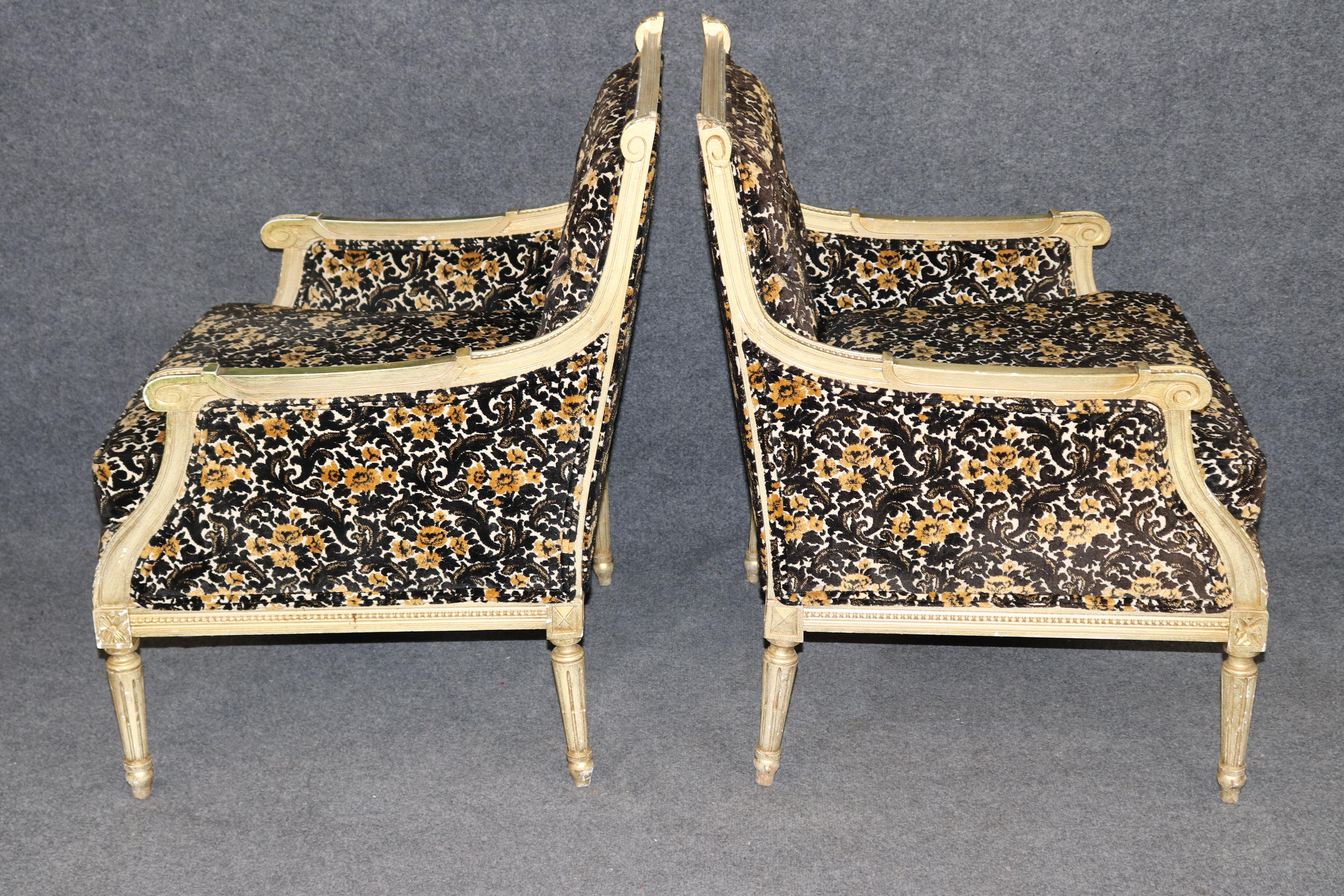 French Pair of Stunning Louis XVI Style Gilt Carved Bergere Chairs For Sale