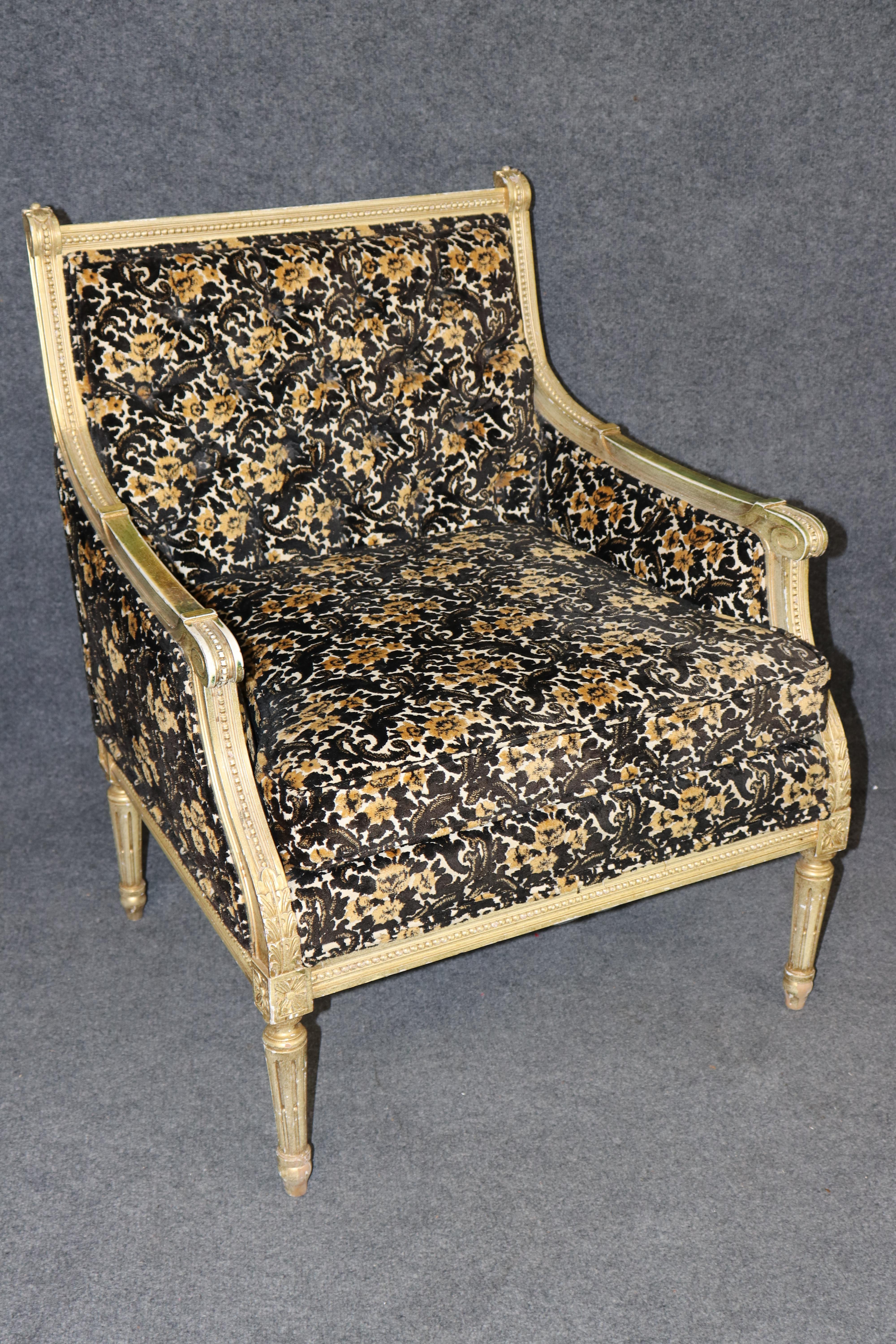 Walnut Pair of Stunning Louis XVI Style Gilt Carved Bergere Chairs For Sale