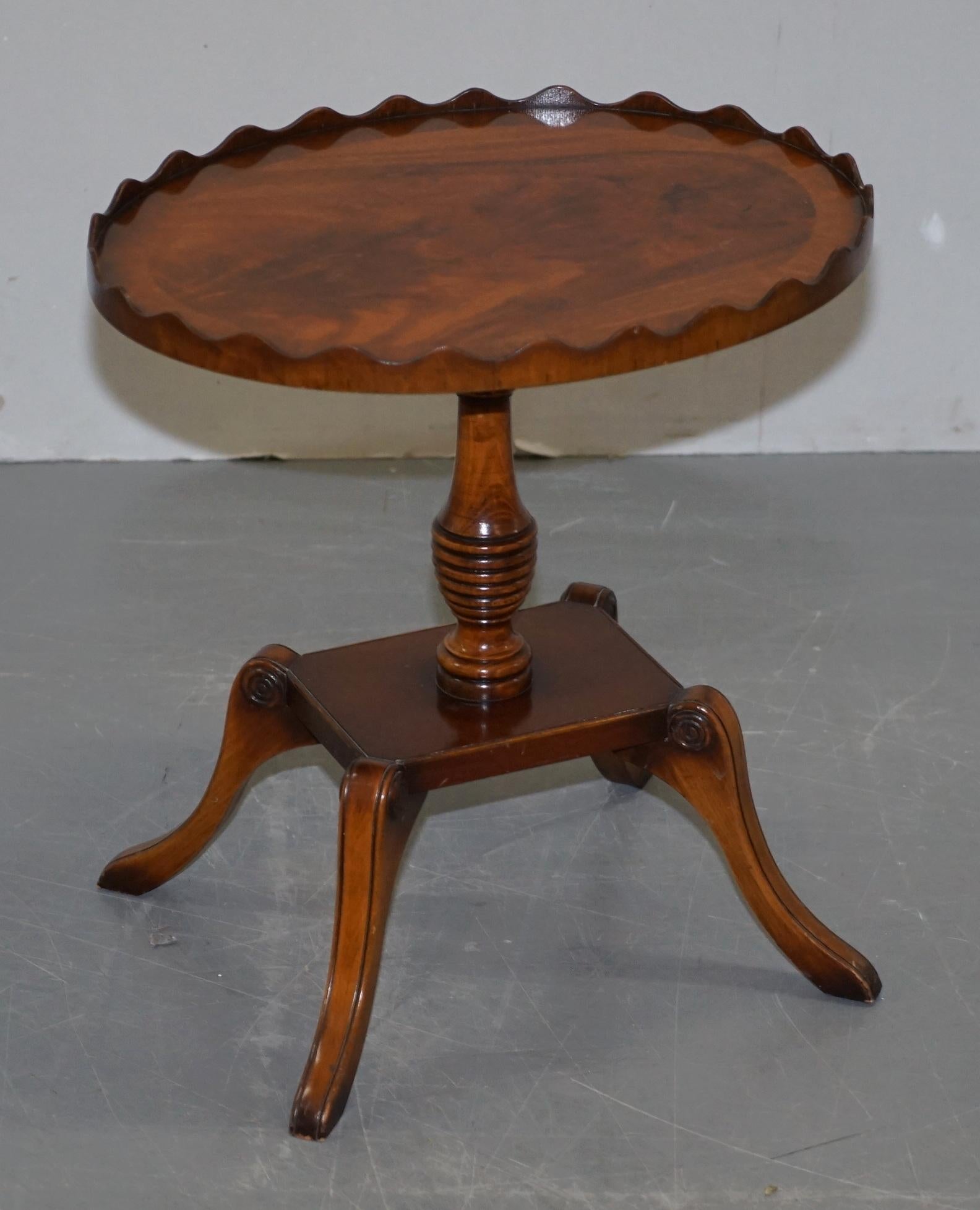 Pair of Stunning Hardwood Oval Side End Lamp Wine Tables, Carved Gallery Rails 6