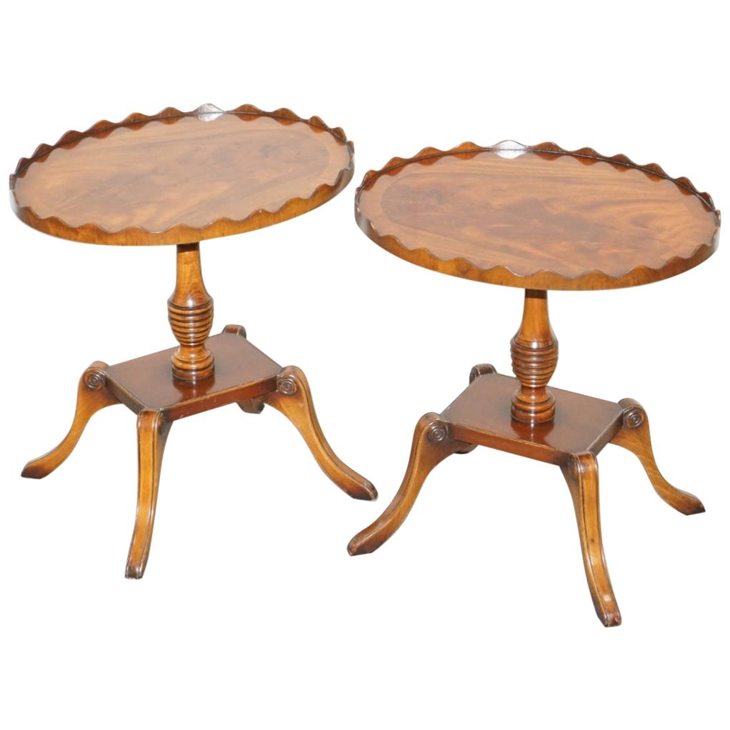 Pair of Stunning Hardwood Oval Side End Lamp Wine Tables, Carved Gallery Rails