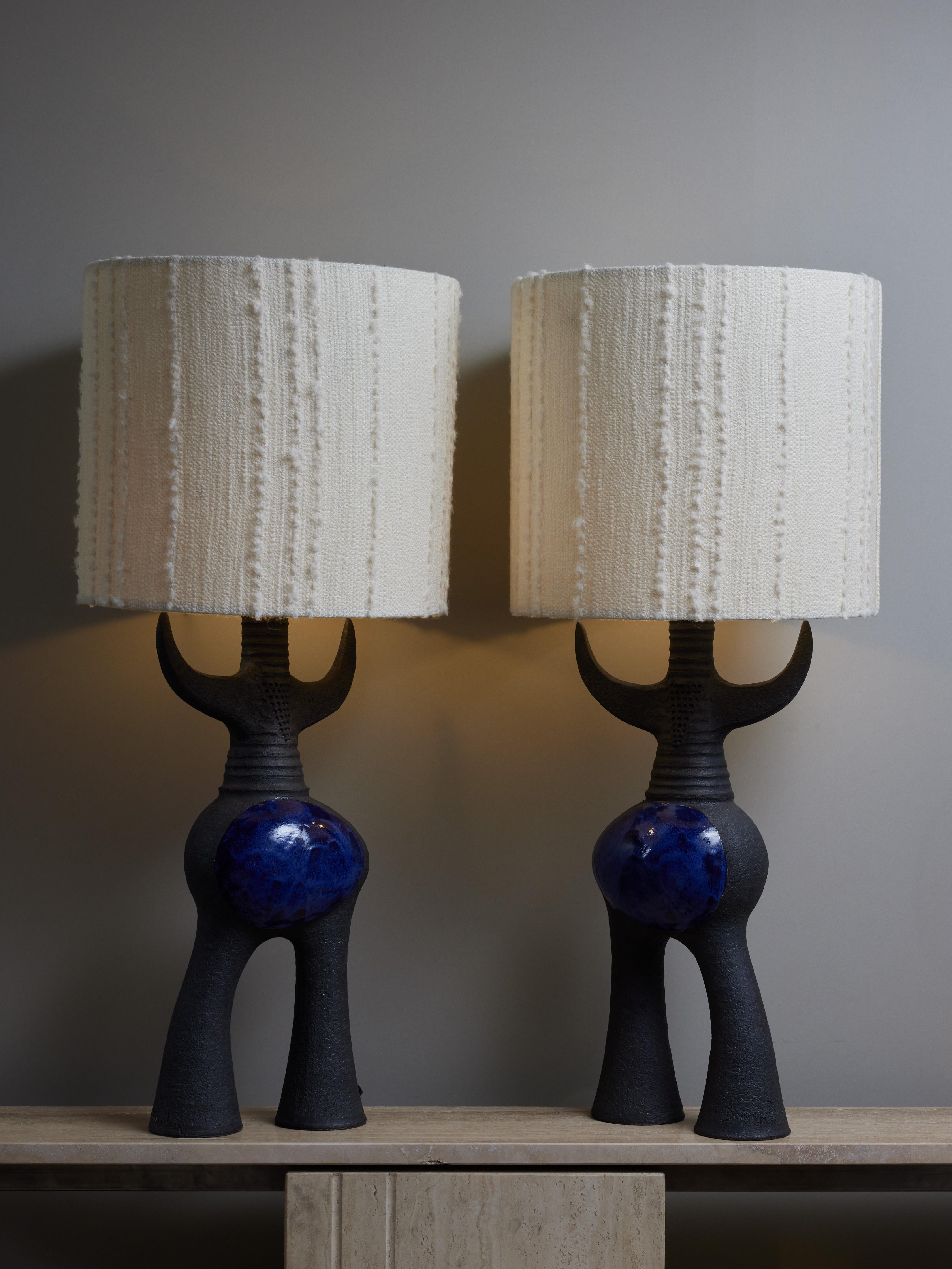 Moderne Paire d'étonnantes lampes de table en céramique Pascal Pouchain en vente