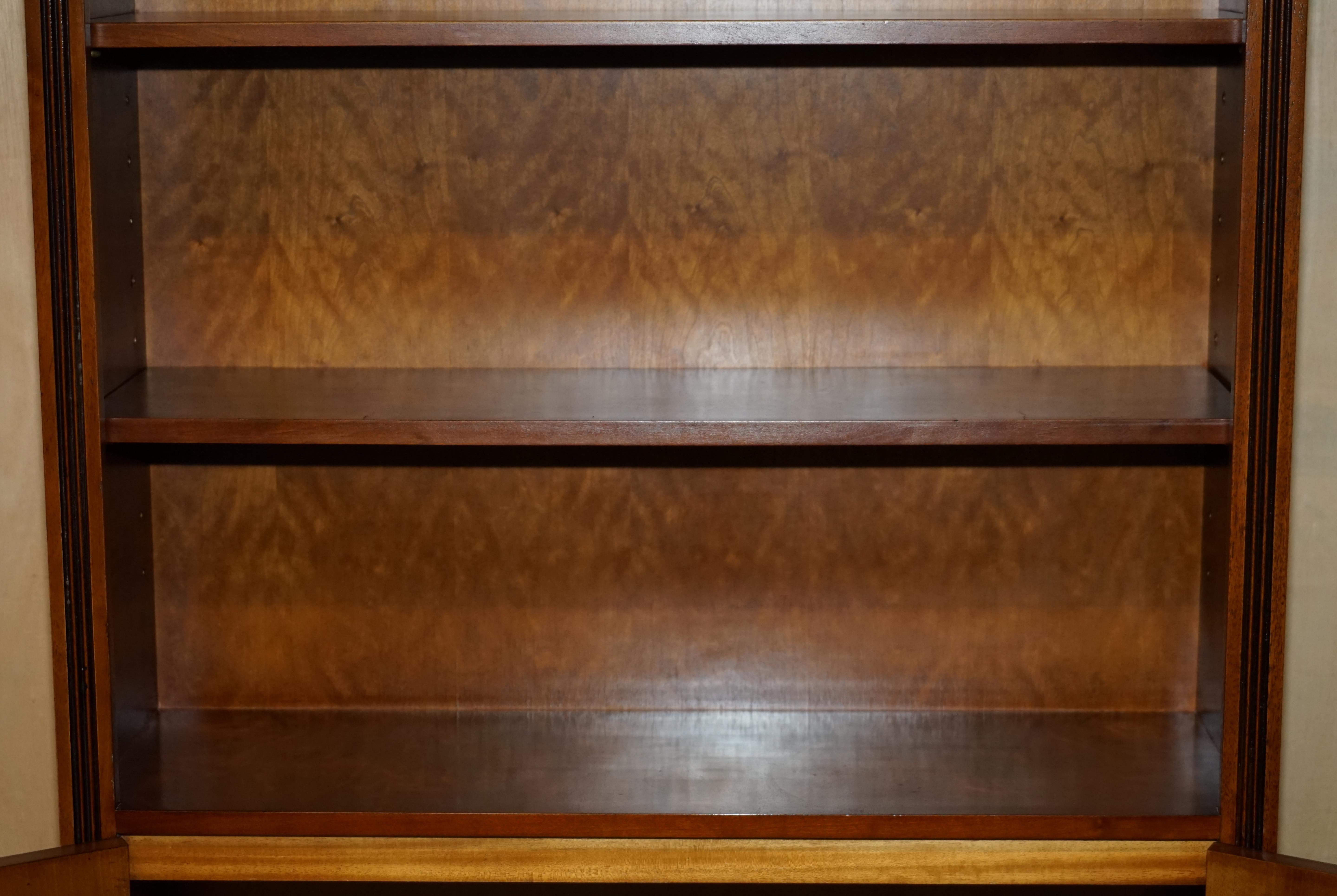 Pair of Stunning Vintage Burr & Burl Walnut Open Library Bookcases Cupboard Base For Sale 10
