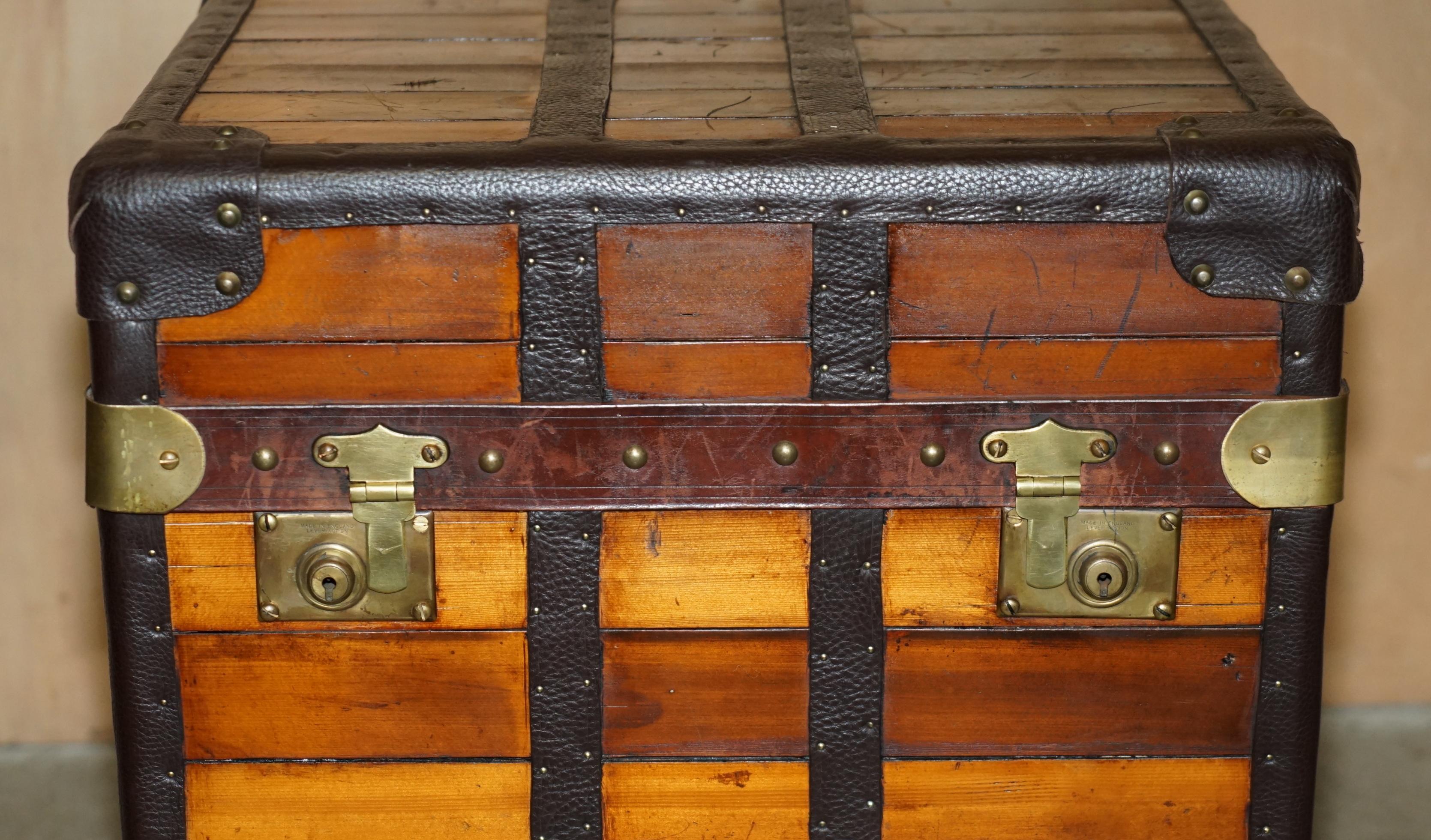 English PAIR OF STUNNING ViNTAGE ENGLISH SIDE TABLES STORAGE TRUNKS SLATTED WOOD LEATHER
