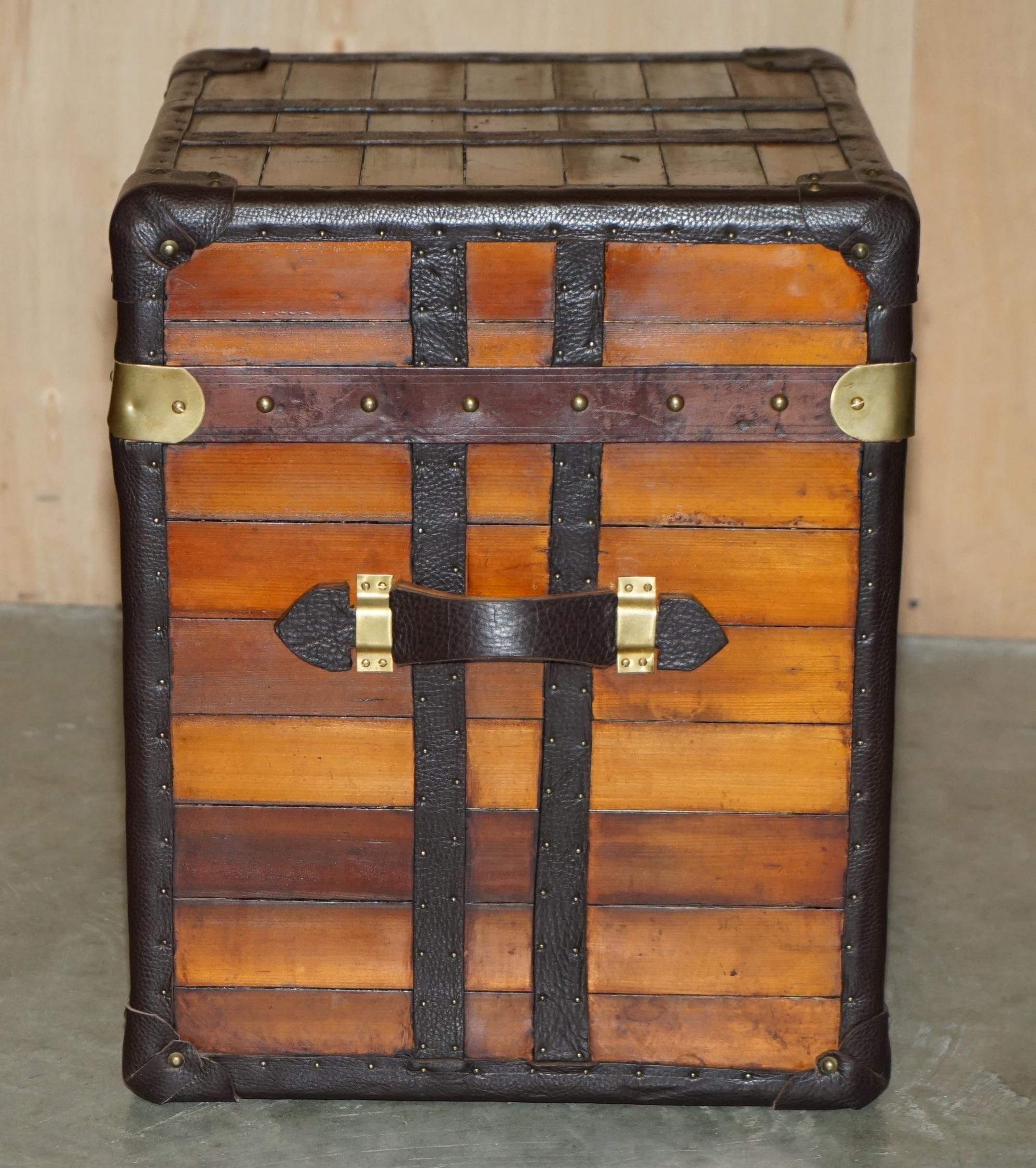 PAIR OF STUNNING ViNTAGE ENGLISH SIDE TABLES STORAGE TRUNKS SLATTED WOOD LEATHER 2