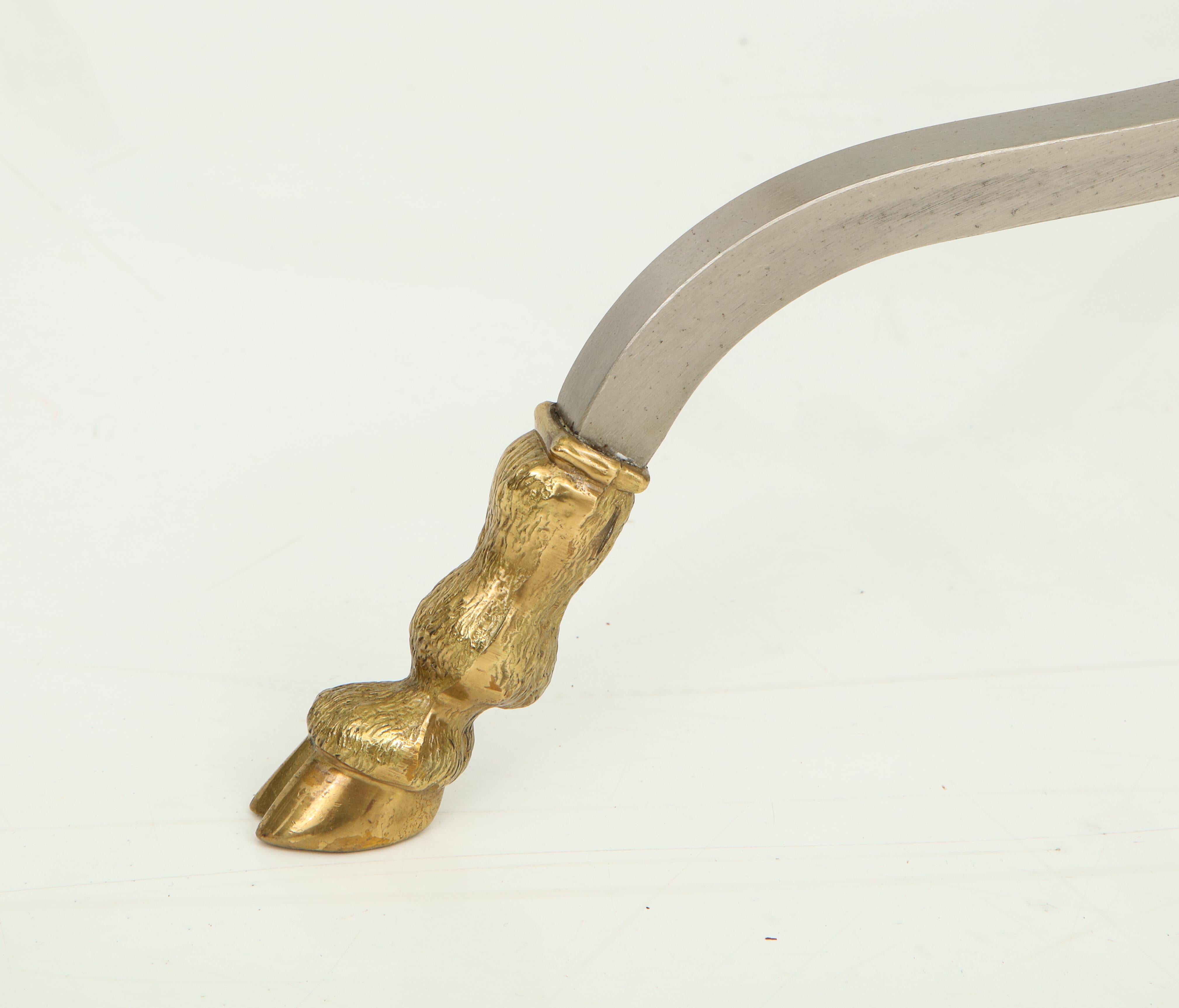Pair of Stylish Brass End Tables For Sale 6
