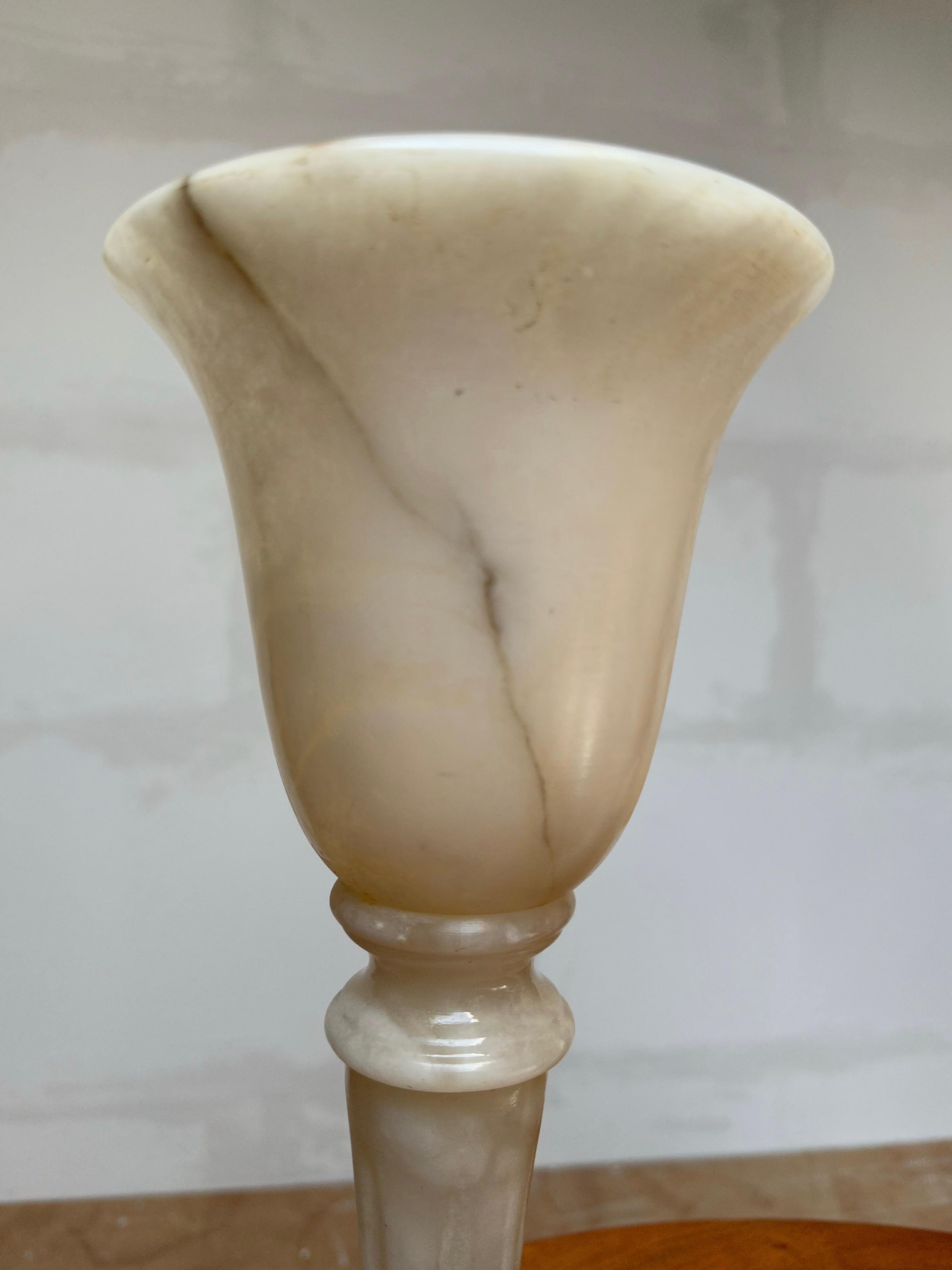 Pair of Stylishly Elongated and Midcentury Made Alabaster Table or Desk Lamps For Sale 2