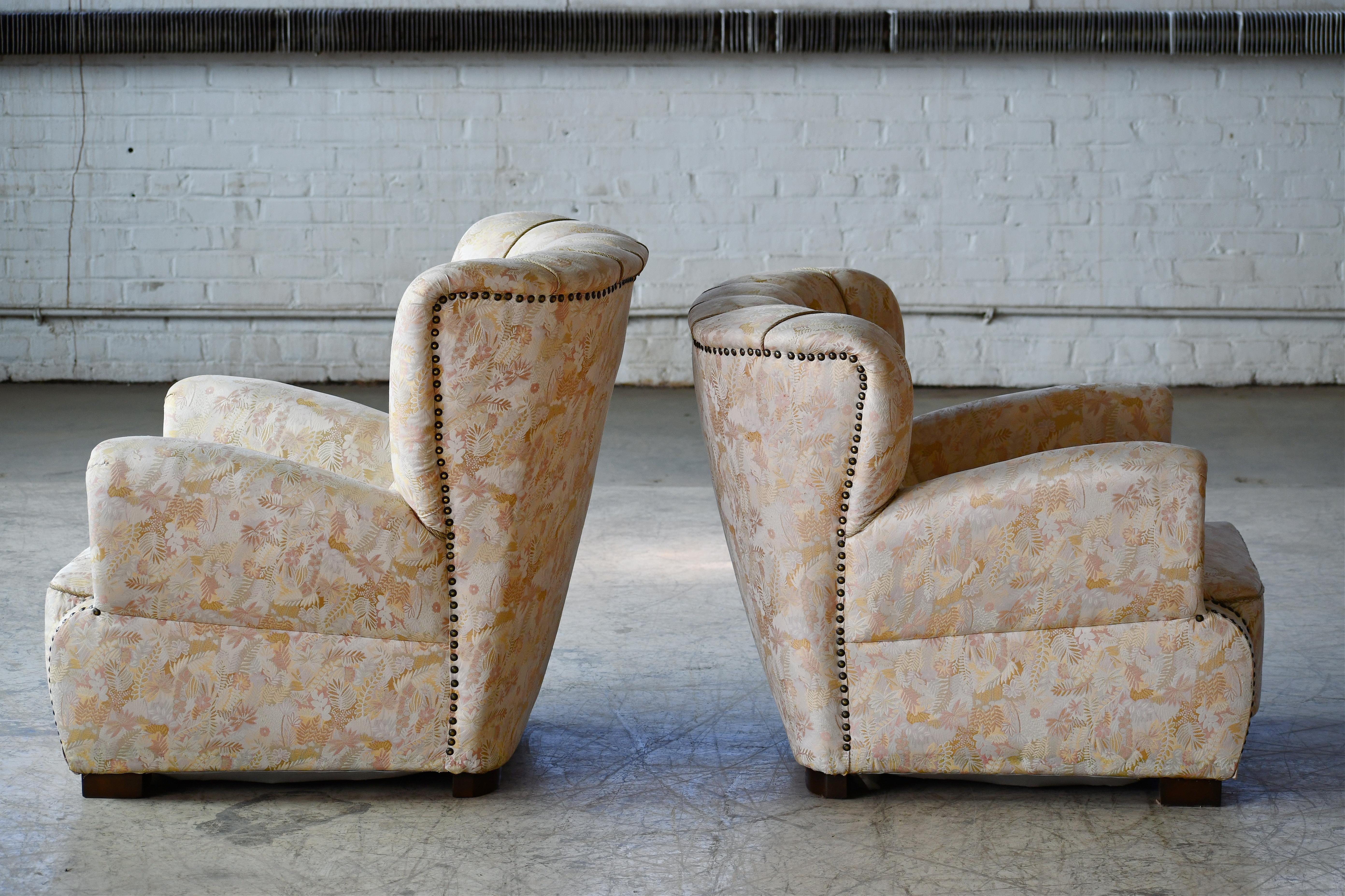 Pair of Sublime Danish 1940's Large Scale Club Chair in Style of Fritz Hansen V) For Sale 1
