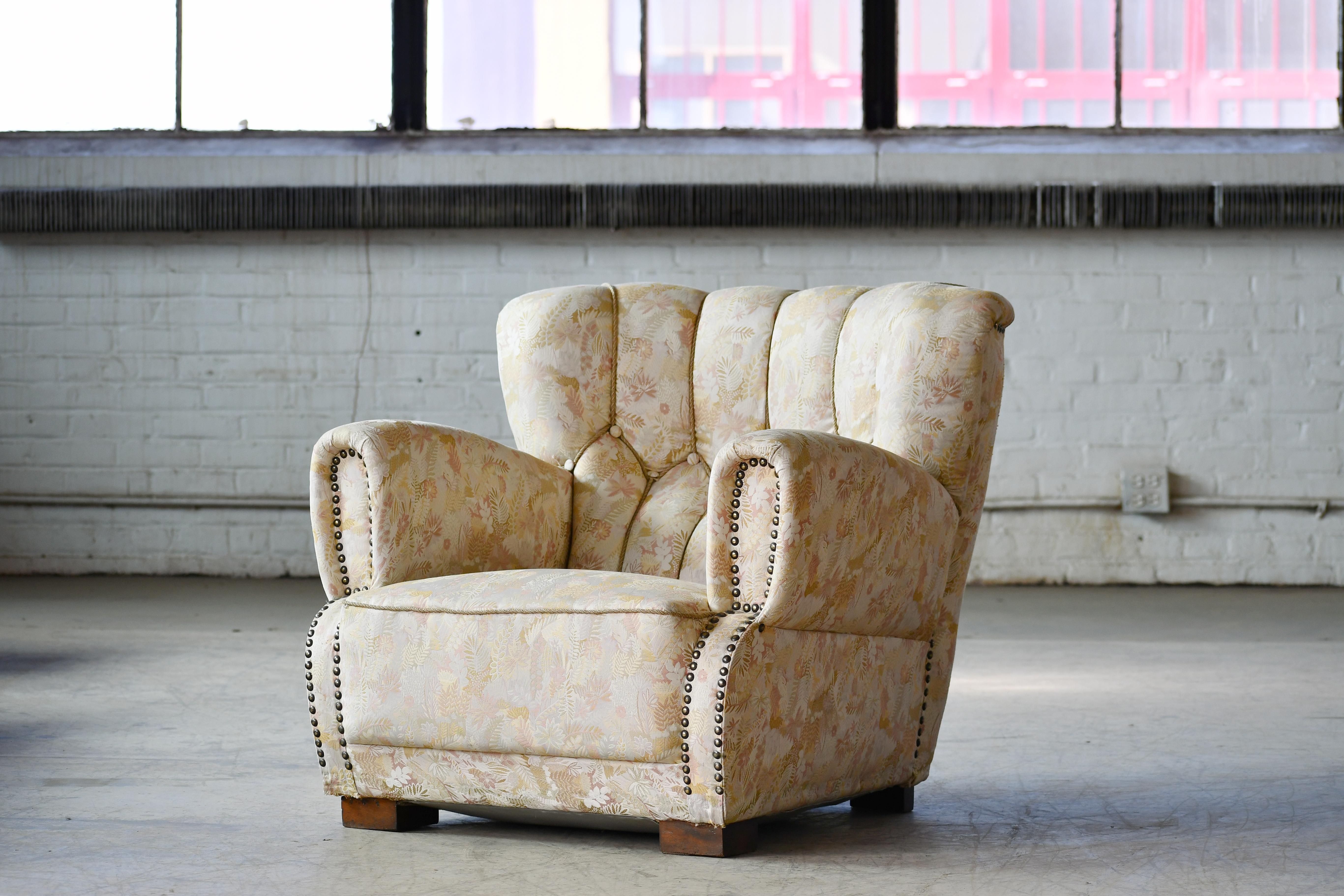 Pair of Sublime Danish 1940's Large Scale Club Chair in Style of Fritz Hansen V) For Sale 2
