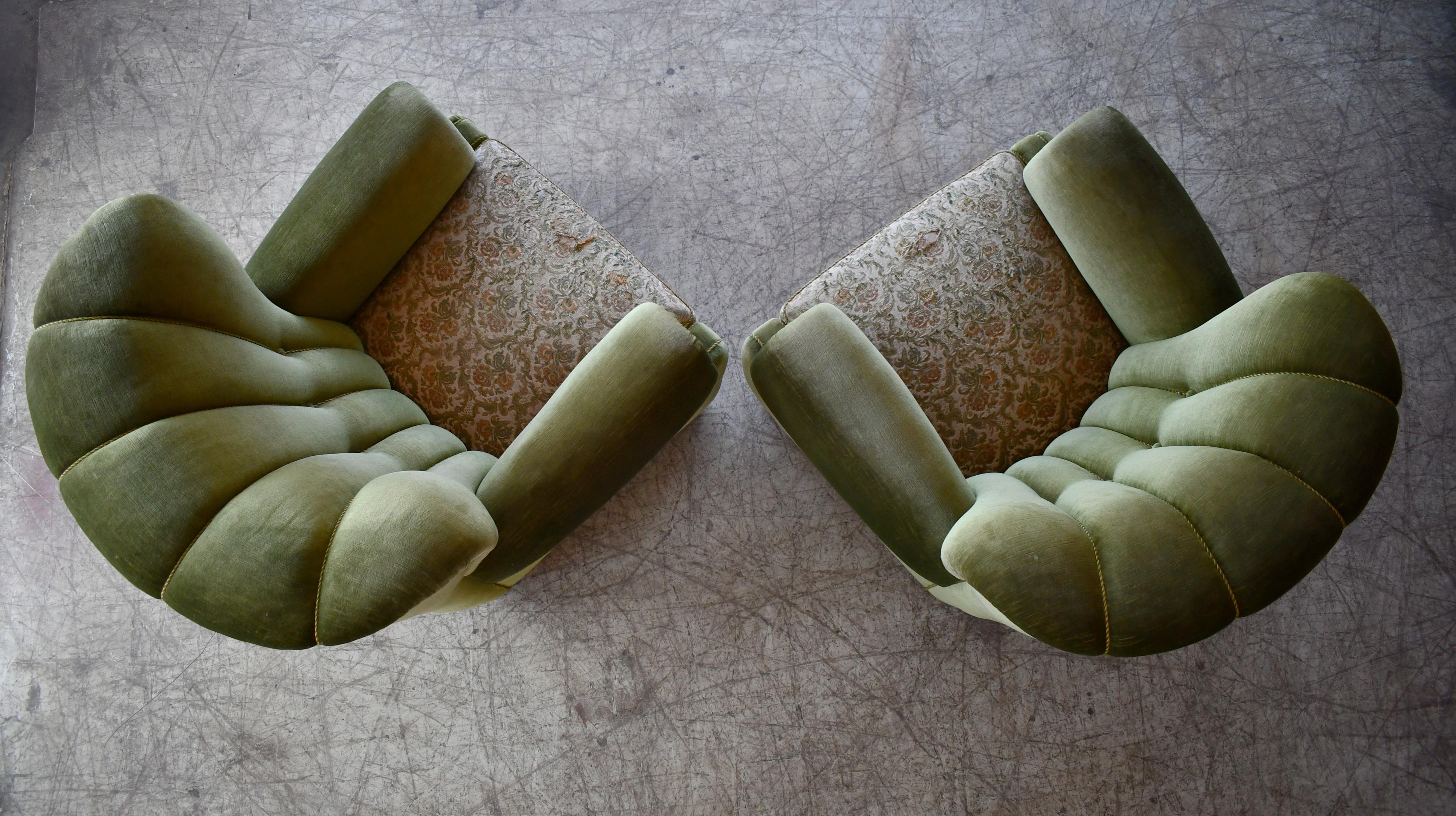 Pair of Sublime Danish 1940's Large Scale Club Chair Sin Style of Fritz Hansen 3