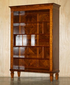 PAIR OF SUBLIME LARGE ViNTAGE ITALIAN MARQUETRY INLAID OPEN LIBRARY BOOKCASES