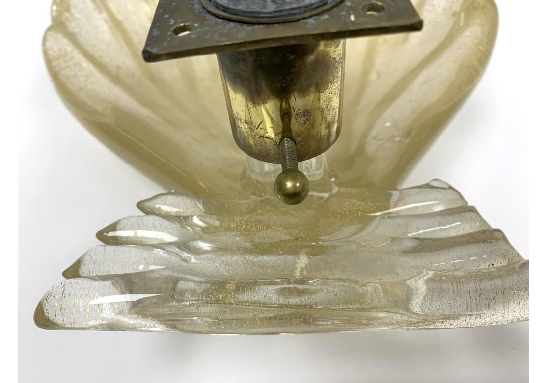 Pareja De Apliques Electrificados En Forma De Concha De Murano Sustanciales en venta 7