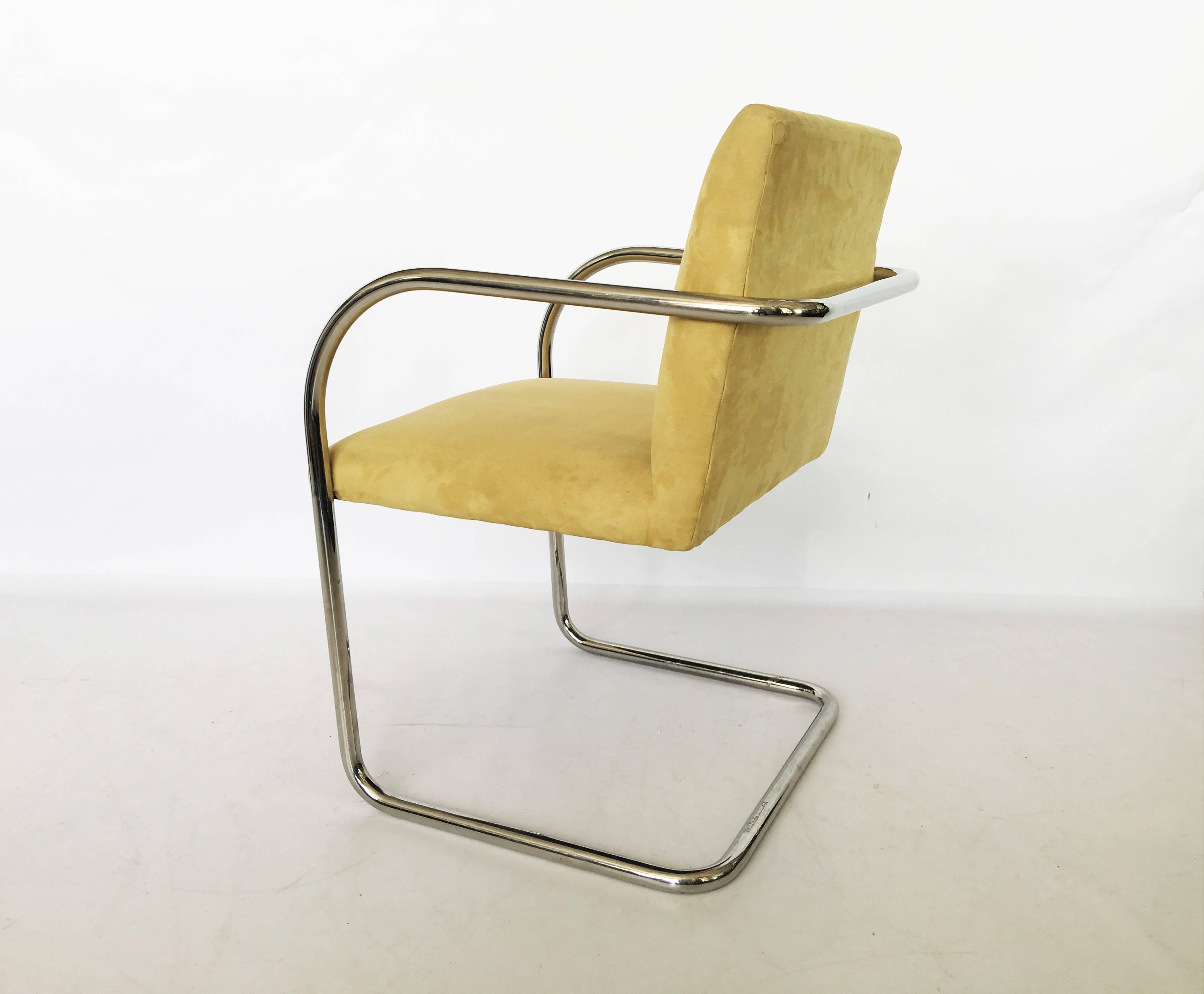 Late 20th Century Pair of Suede Mies Van Der Rohe Tubular Brno Chairs by Knoll For Sale