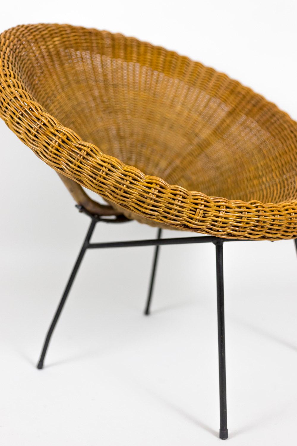 Lacquered Pair of Sun Chairs in Wicker and Black Metal, 1950s For Sale