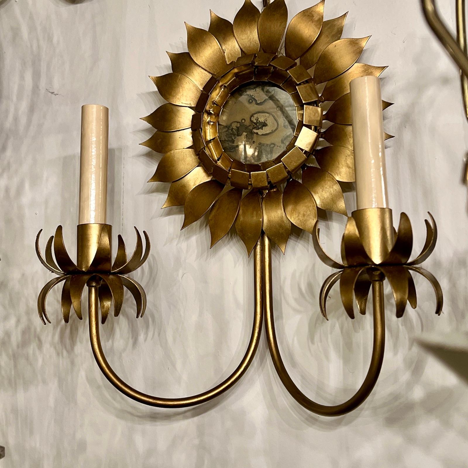 Pair of Sunflower Shaped Sconces In Good Condition For Sale In New York, NY