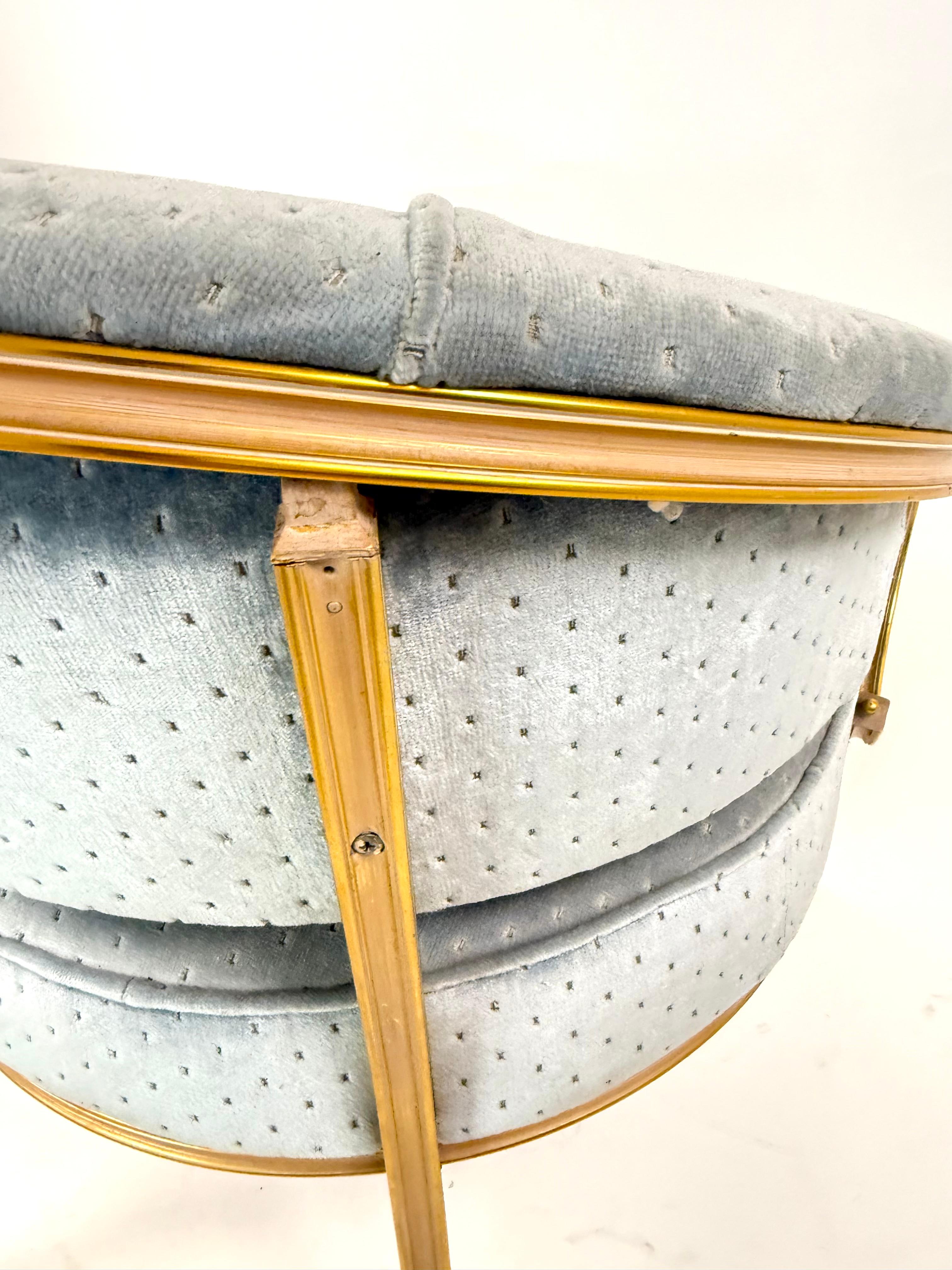 Mid-20th Century Pair of Super Chic Lounge Chairs by Robert Van Koert Cymbal Line For Sale