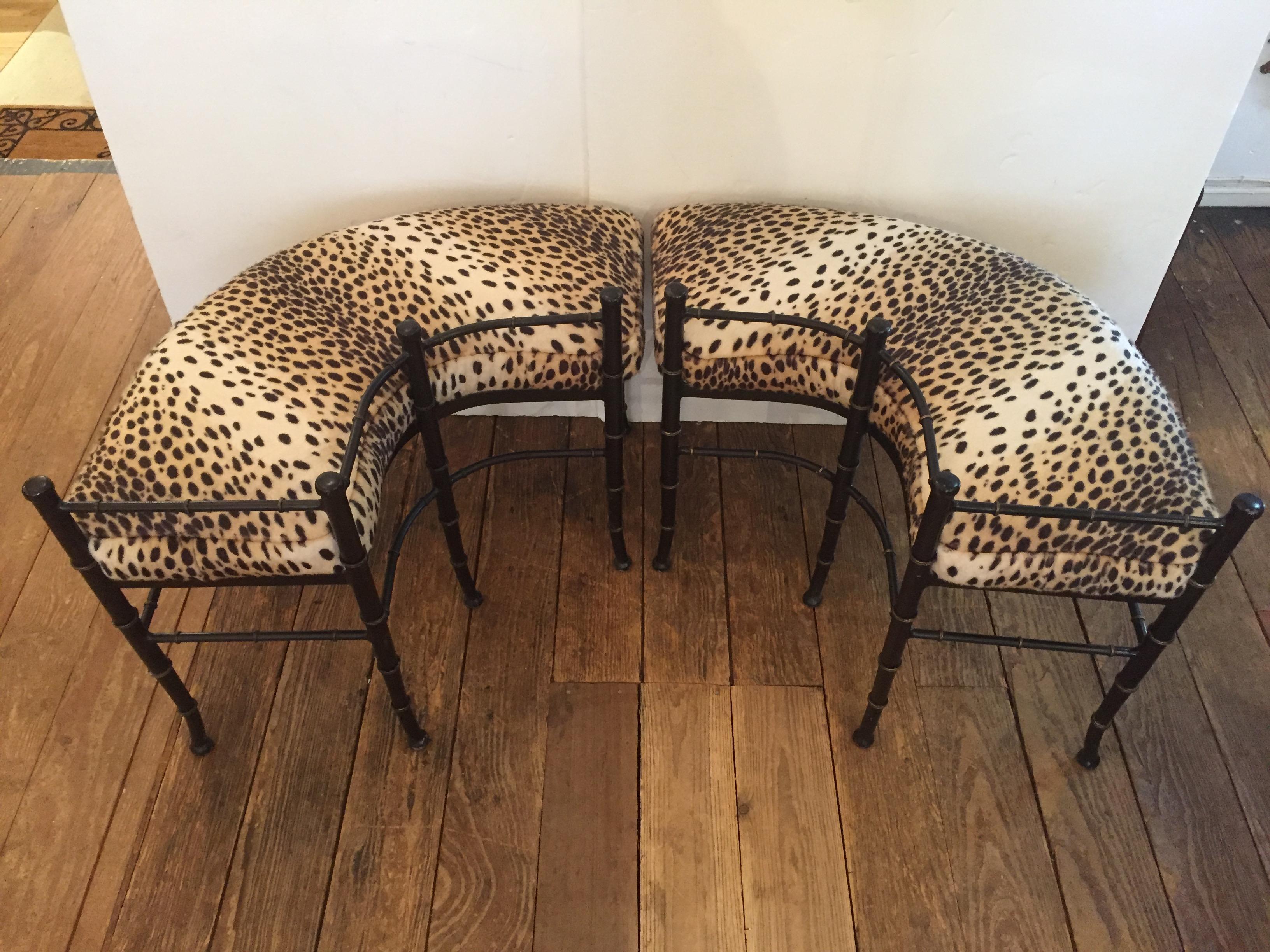A sexy curved pair of benches that when pushed together make a U shape. Bases are black metal and the upholstery is a timeless sophisticated animal print.
Measures: Height 23”
Width pair 51 1/2 (each 25 1/2).
  