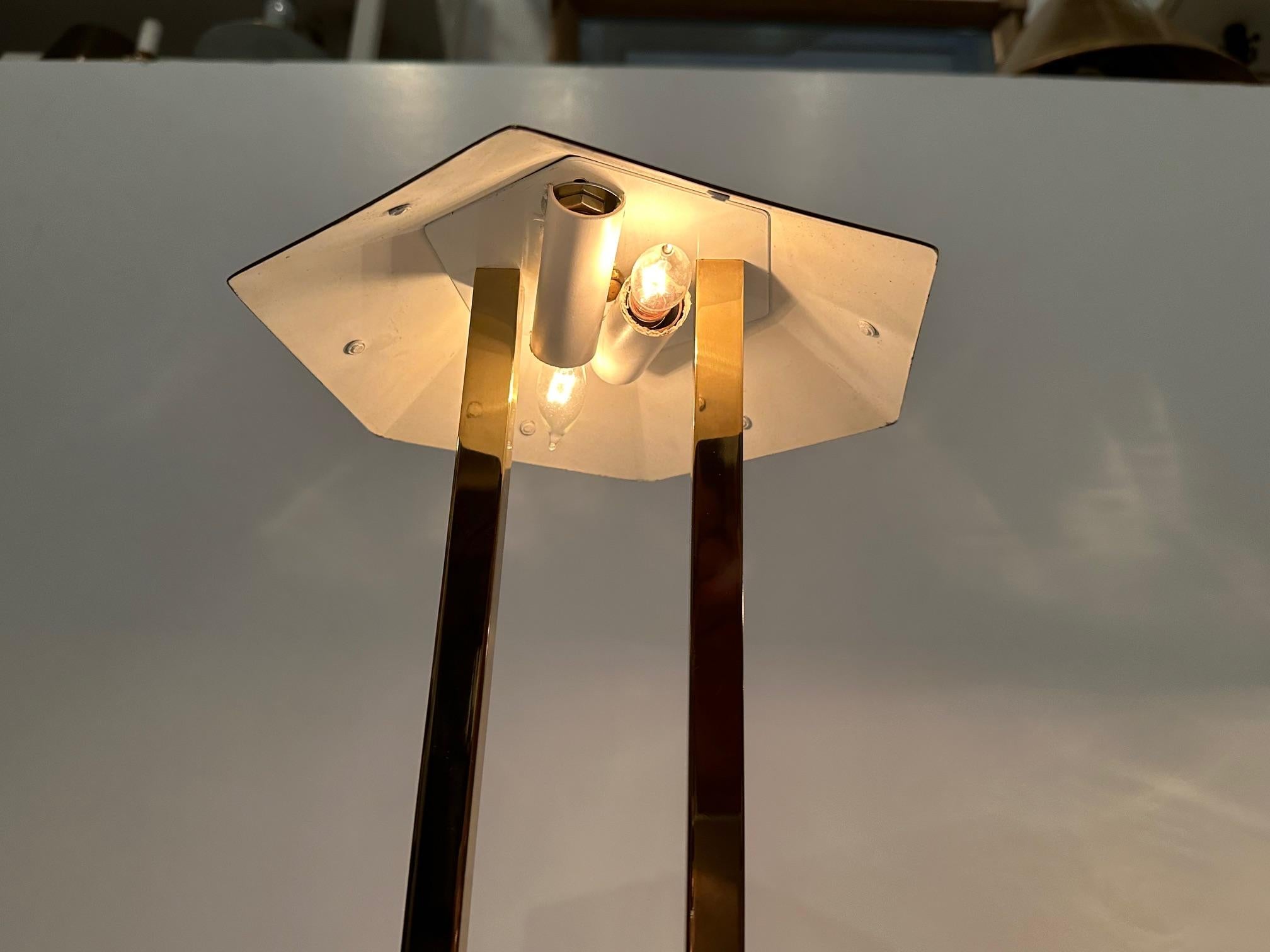 Paire de lampes de bureau en laiton de Robert Sonneman pour George Kovacs en vente 3