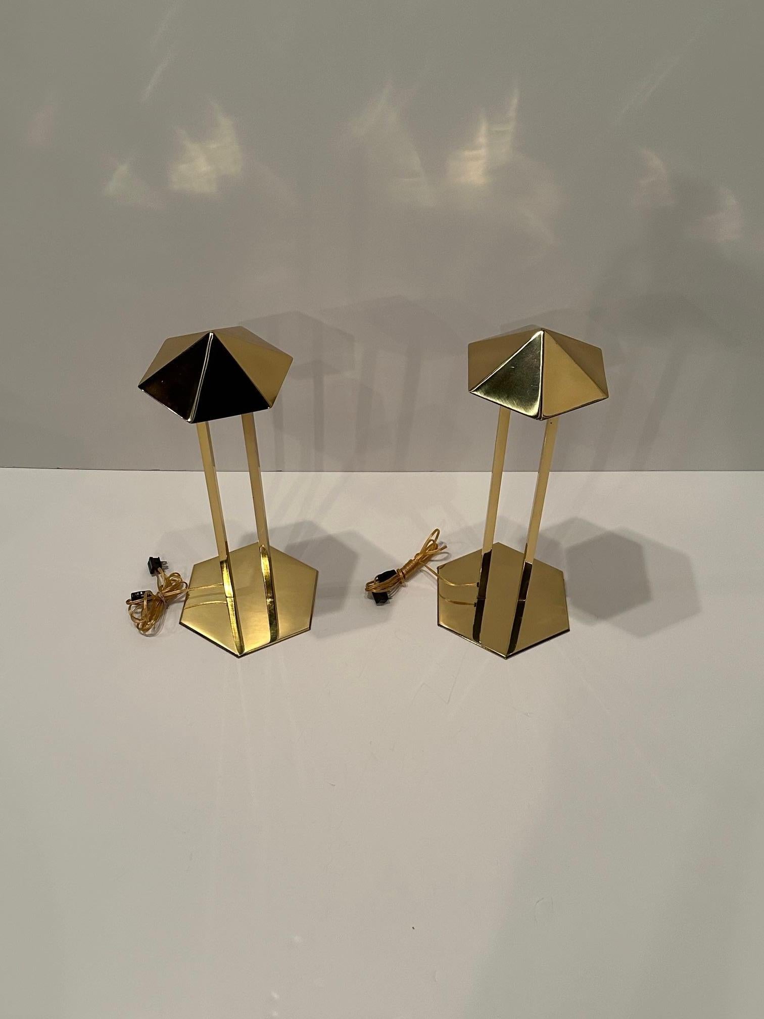 Paire de lampes de bureau en laiton de Robert Sonneman pour George Kovacs en vente 2
