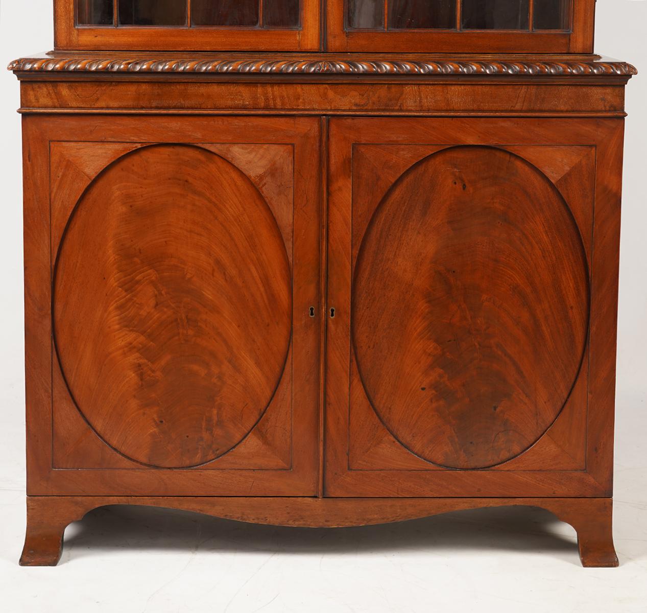Pair of Superior English Edwardian Mahogany Glazed Door Bookcases, circa 1890 In Good Condition In Ft. Lauderdale, FL