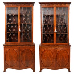 Pair of Superior English Edwardian Mahogany Glazed Door Bookcases, circa 1890