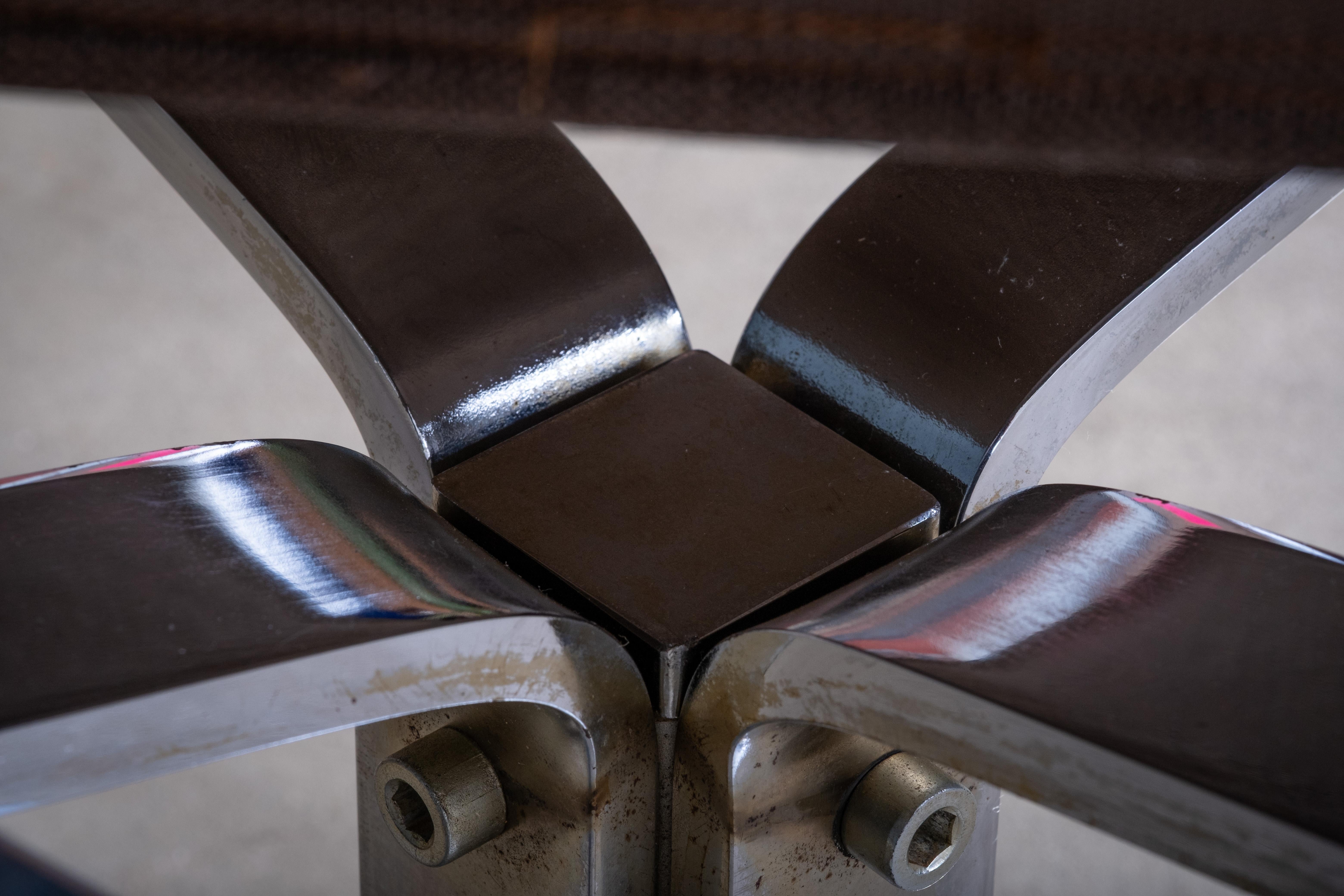 Paire de fauteuils en cuir 