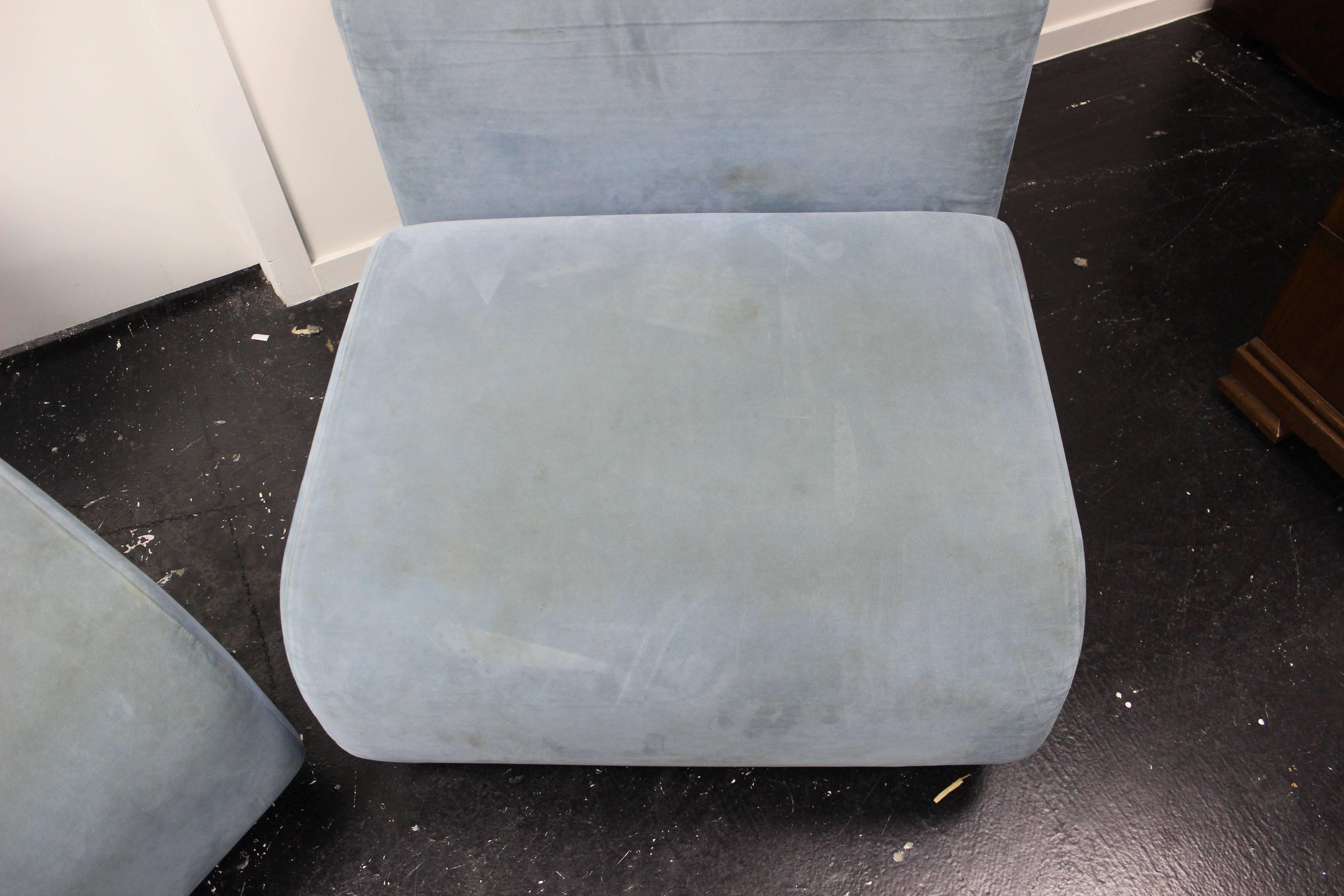 Pair of Suzanne Lounge Chairs by Kazuhide Takahama for Knoll In Fair Condition In East Hampton, NY