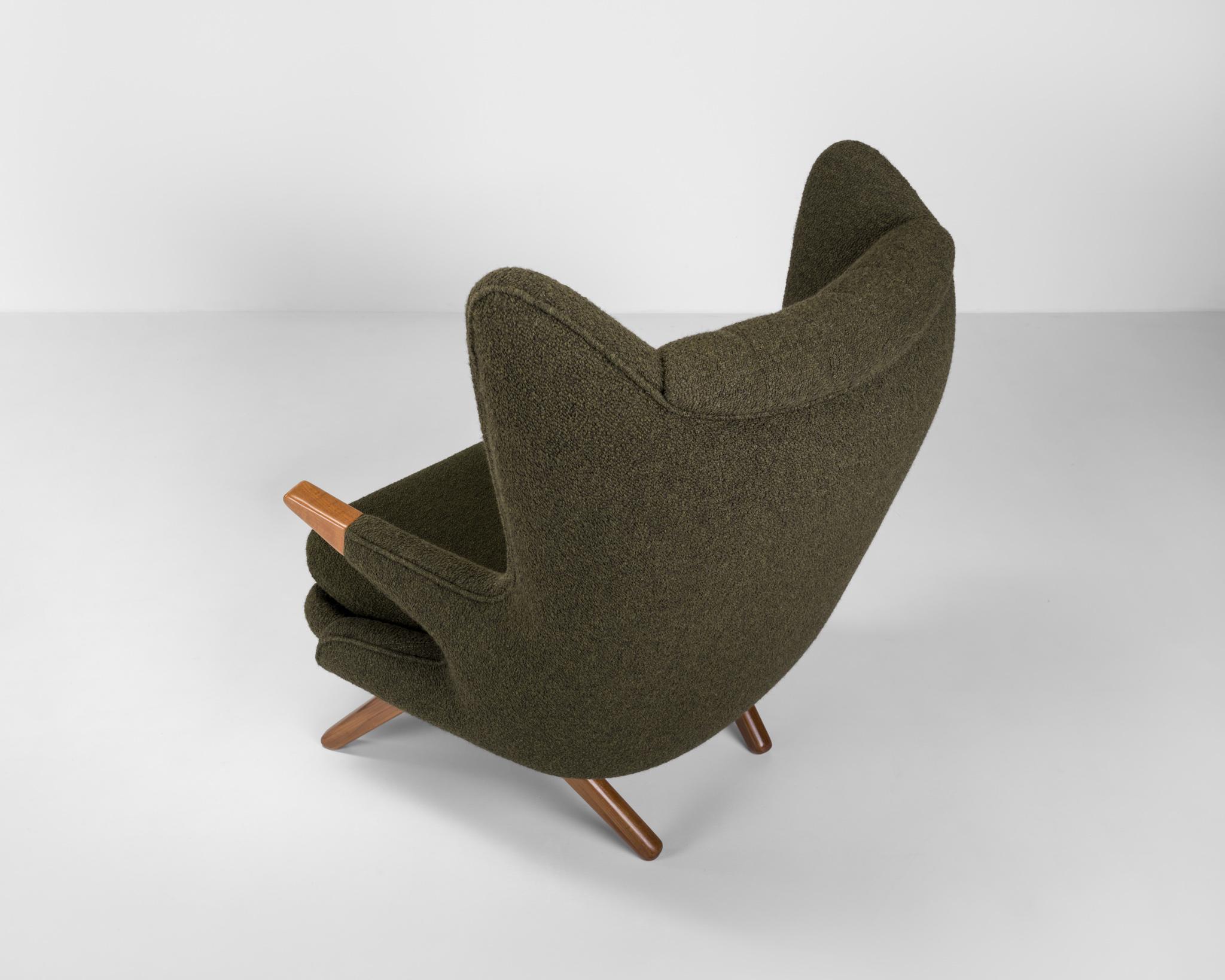 Danish Pair of Svend Skipper “Model 91” Lounge Chairs, Denmark 1950s For Sale