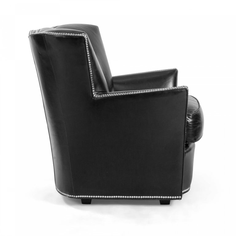 Pair of Swaim Contemporary Black Leather Club Chairs In Good Condition For Sale In New York, NY