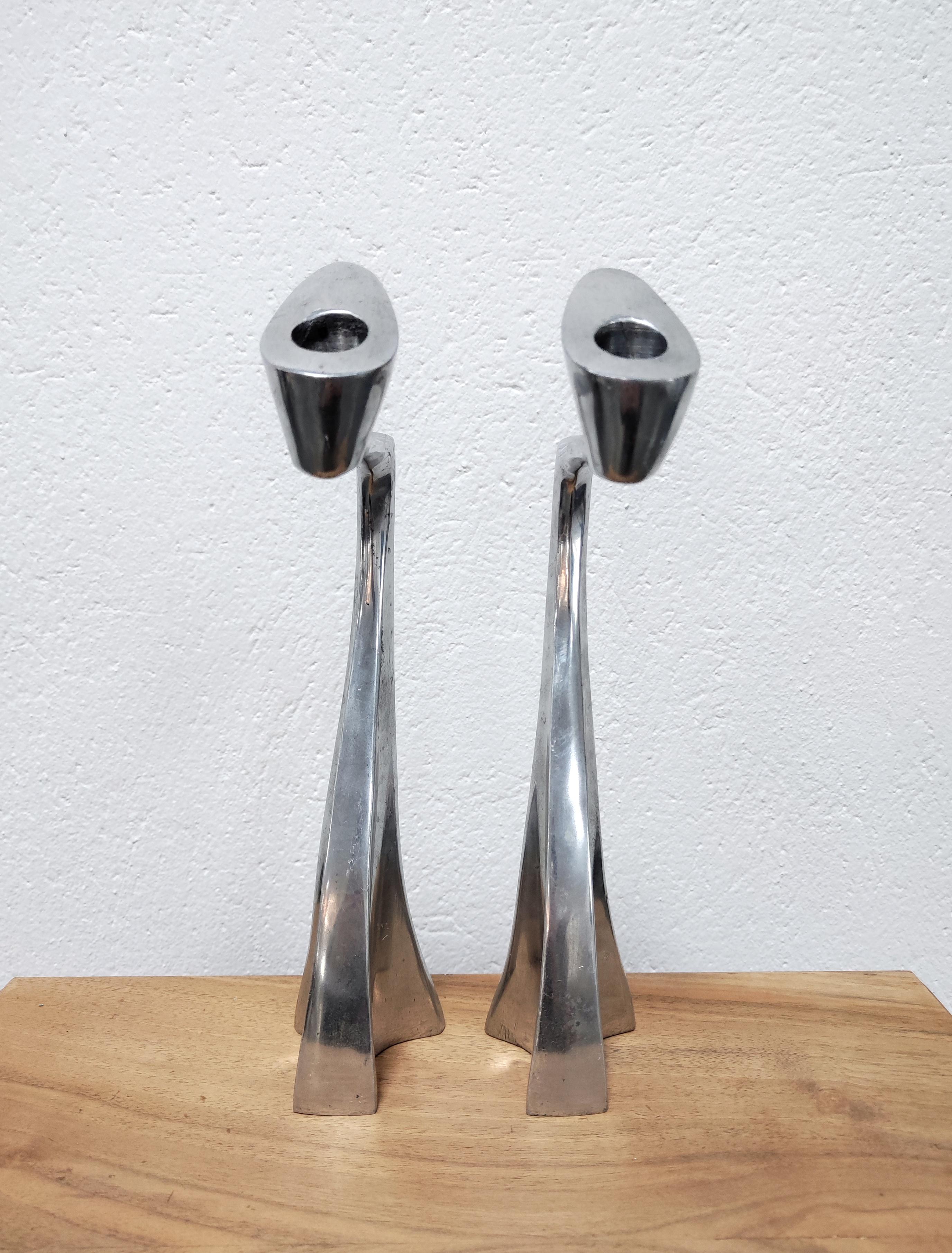 Pair of Swan Candle Holders in Aluminum by Matthew Hilton for SCP England, 1987 For Sale 4