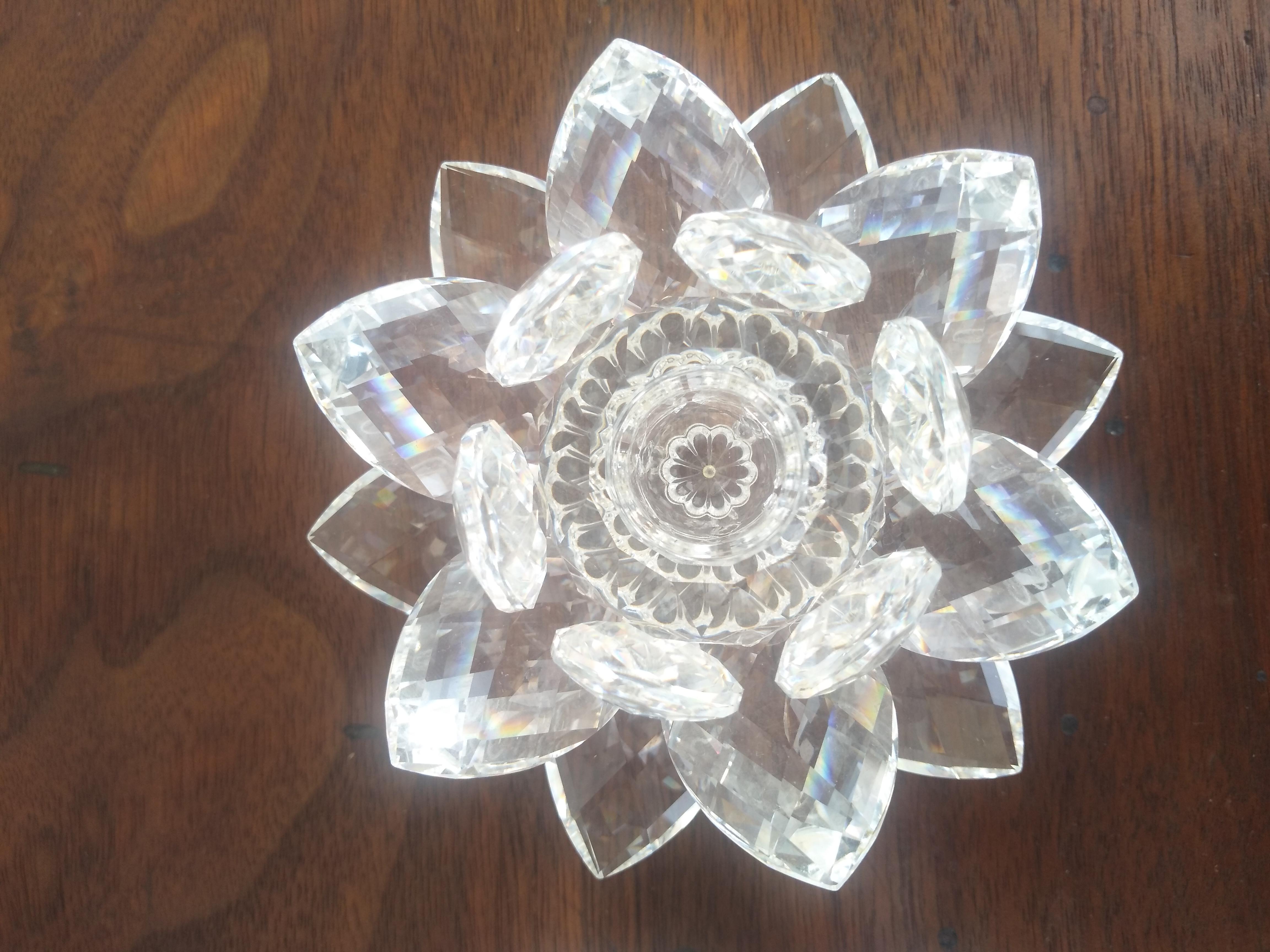 Coppia di portacandele in cristallo Swarovski con scatola In condizioni buone in vendita a Pasadena, TX