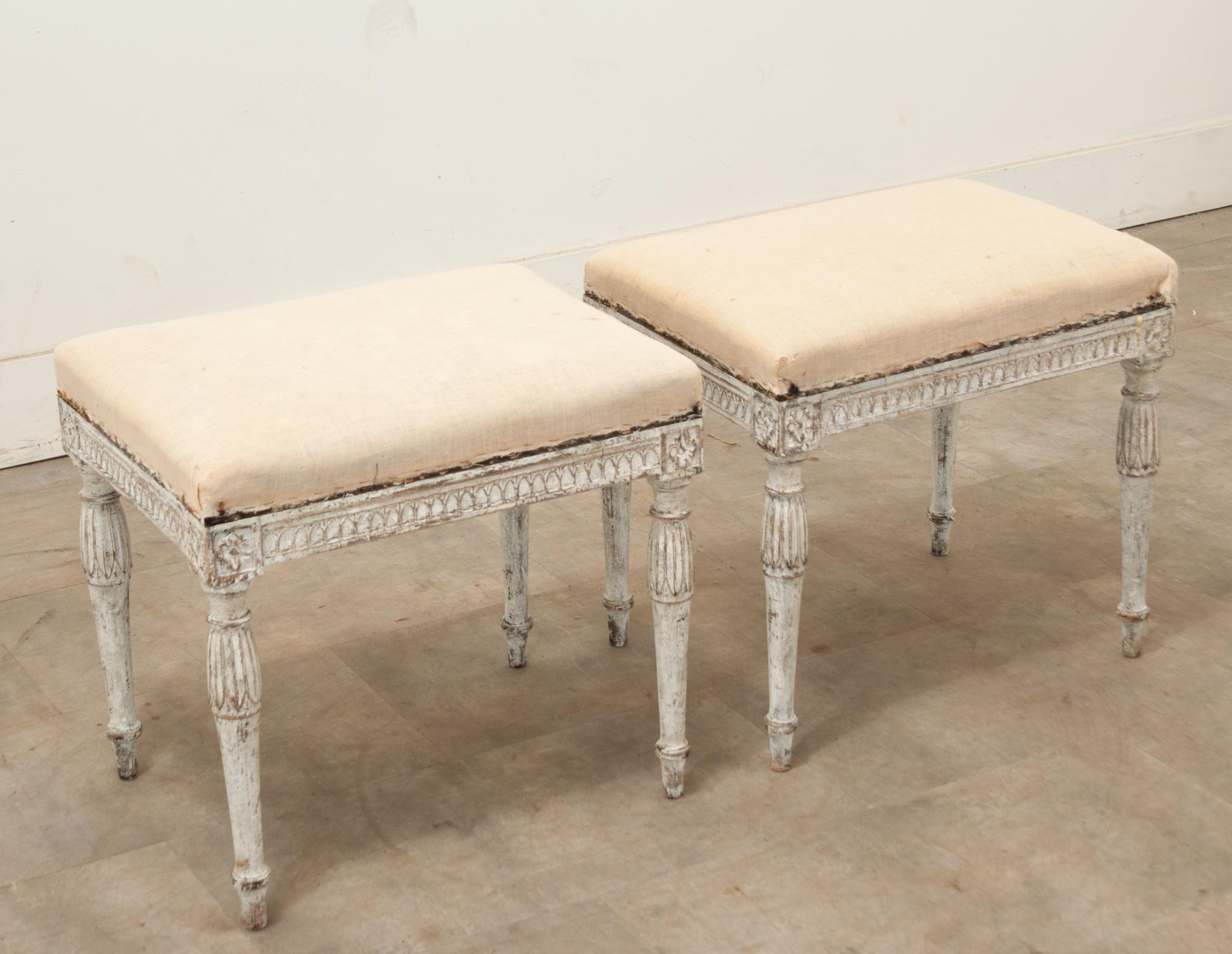 Pair of Swedish 18th Century Louis XVI Style Benches In Good Condition For Sale In Baton Rouge, LA