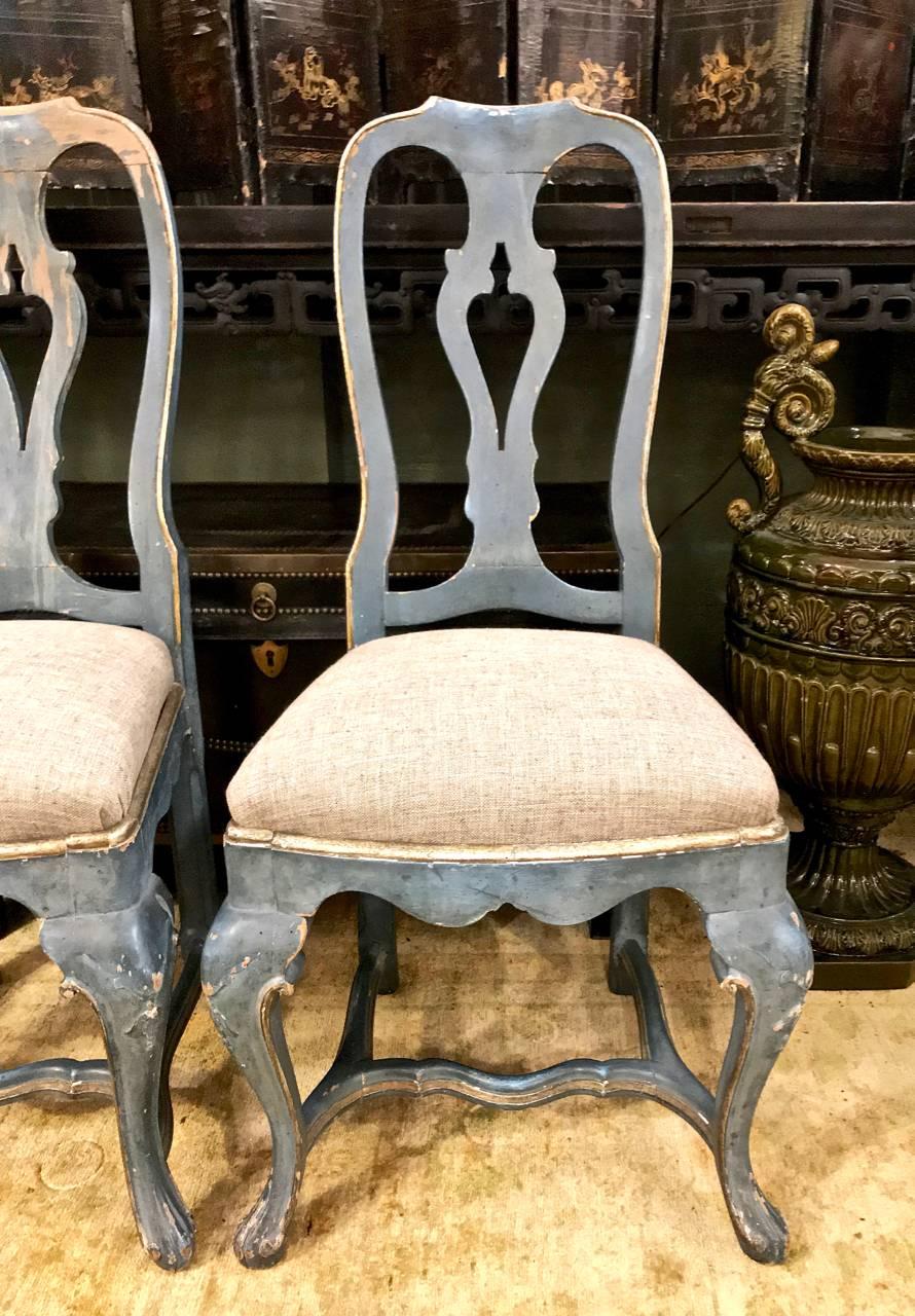 Hand-Carved Pair of Swedish 18th Century Rococo Painted Side Chairs, circa 1760-1770