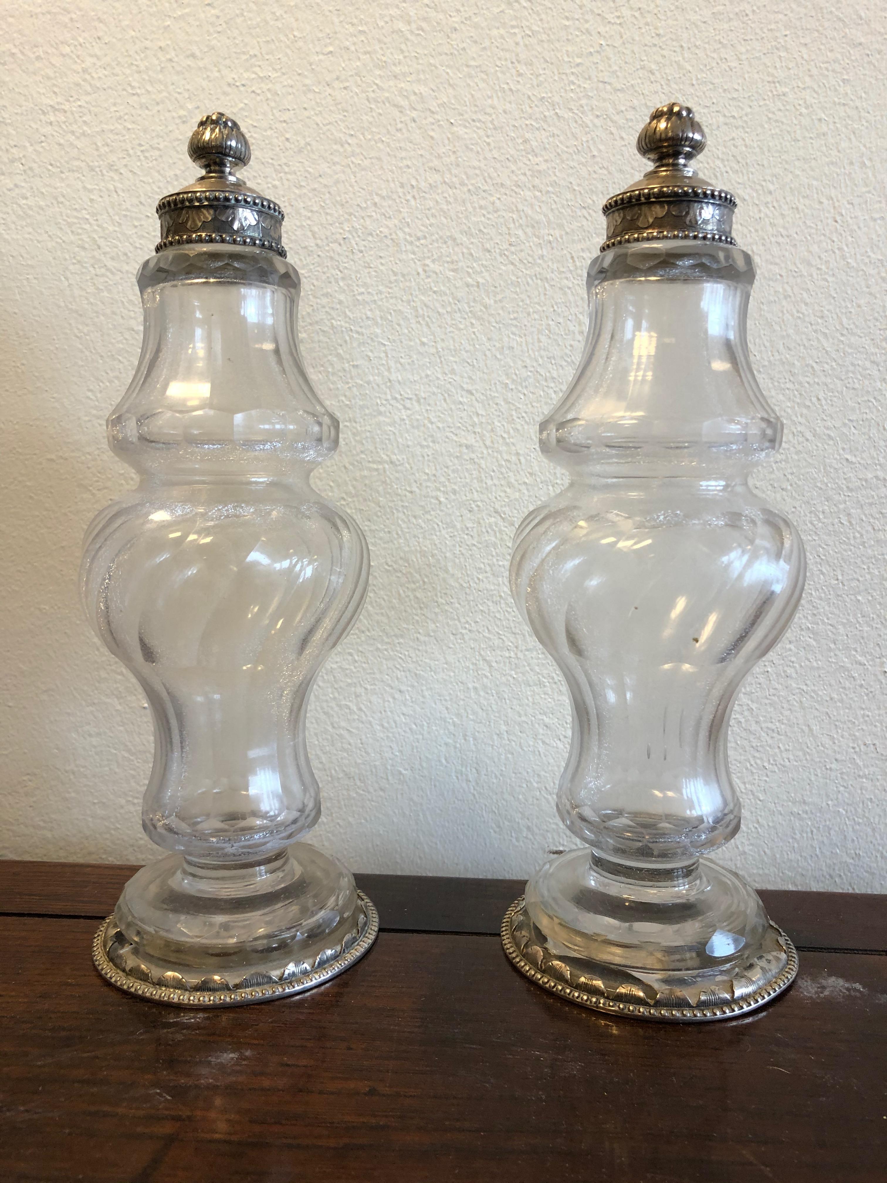 Pair of Swedish, 18th Century Silver-Mounted Cut-Glass Vinegar and Oil Bottles In Good Condition In Stockholm, SE