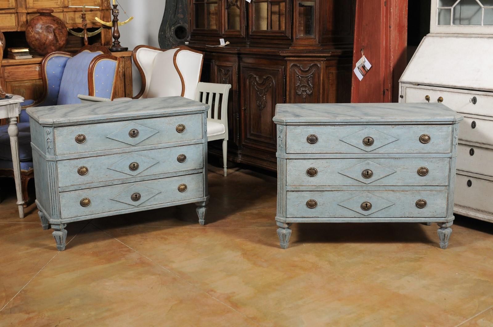 Pair of Swedish 1900s Gustavian Style Blue Grey Painted Three-Drawer Chests 5