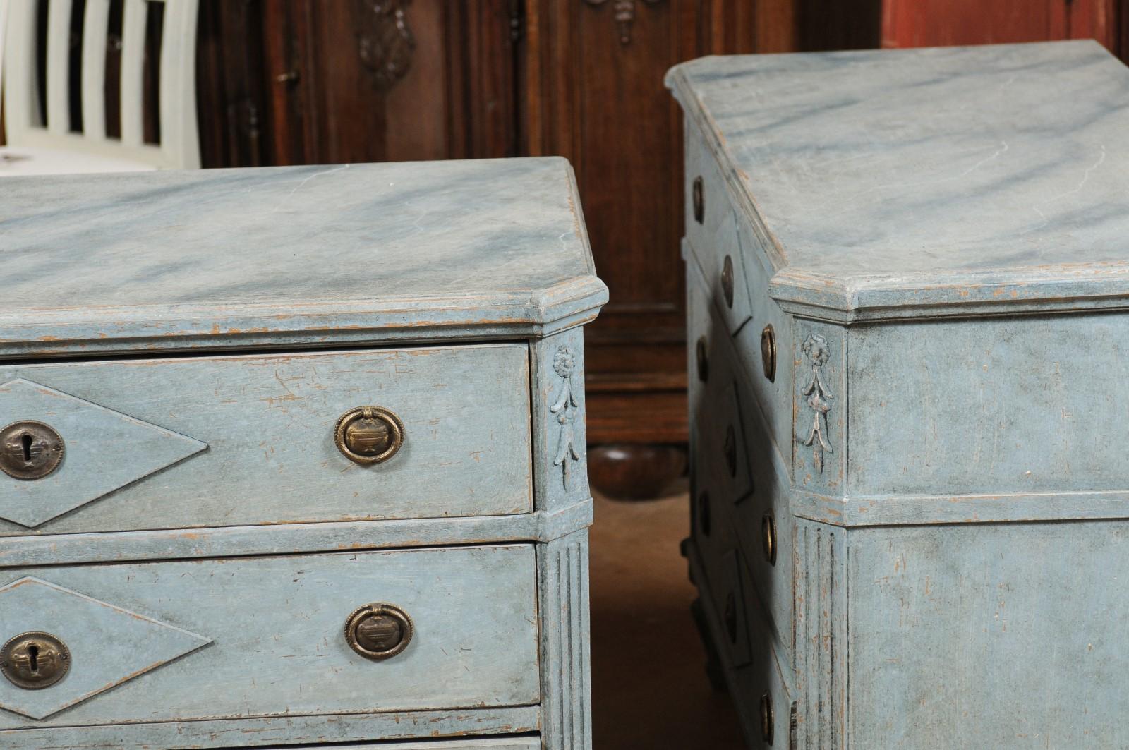 Pair of Swedish 1900s Gustavian Style Blue Grey Painted Three-Drawer Chests 3