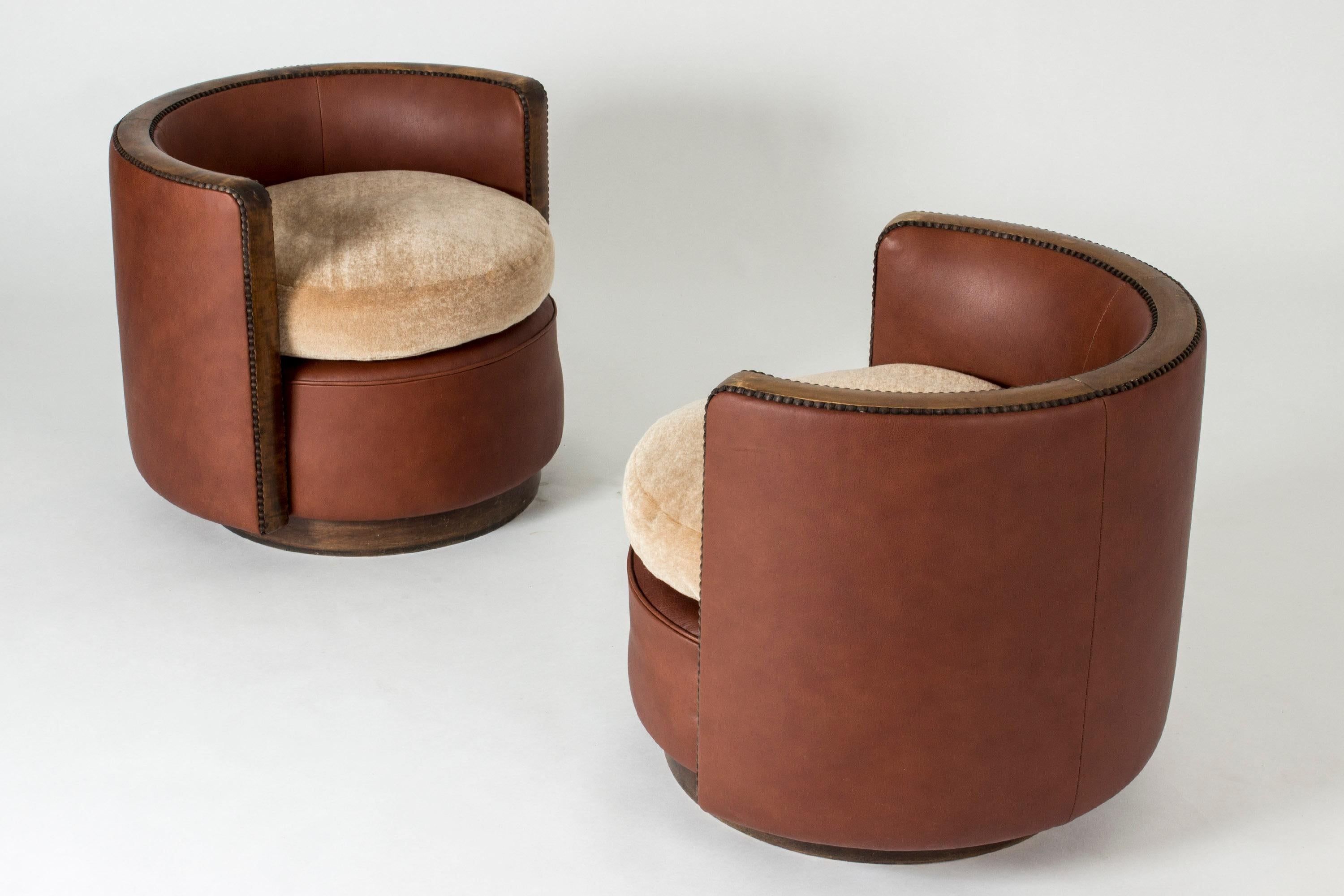 Pair of Swedish 1930s Leather and Mohair Lounge Chairs 1