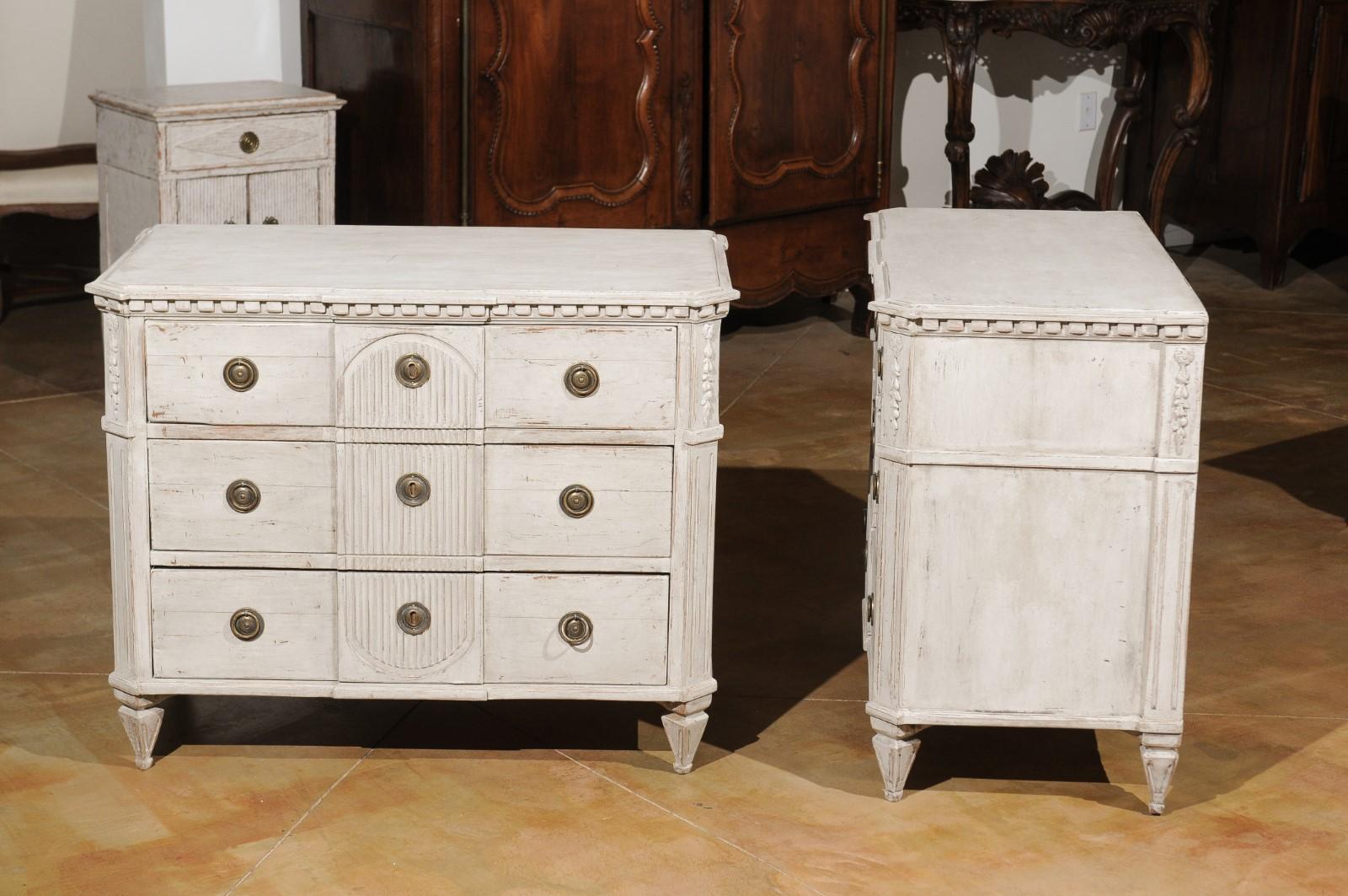 Pair of Swedish 20th Century Gustavian Style Painted Chests with Reeded Accents 2